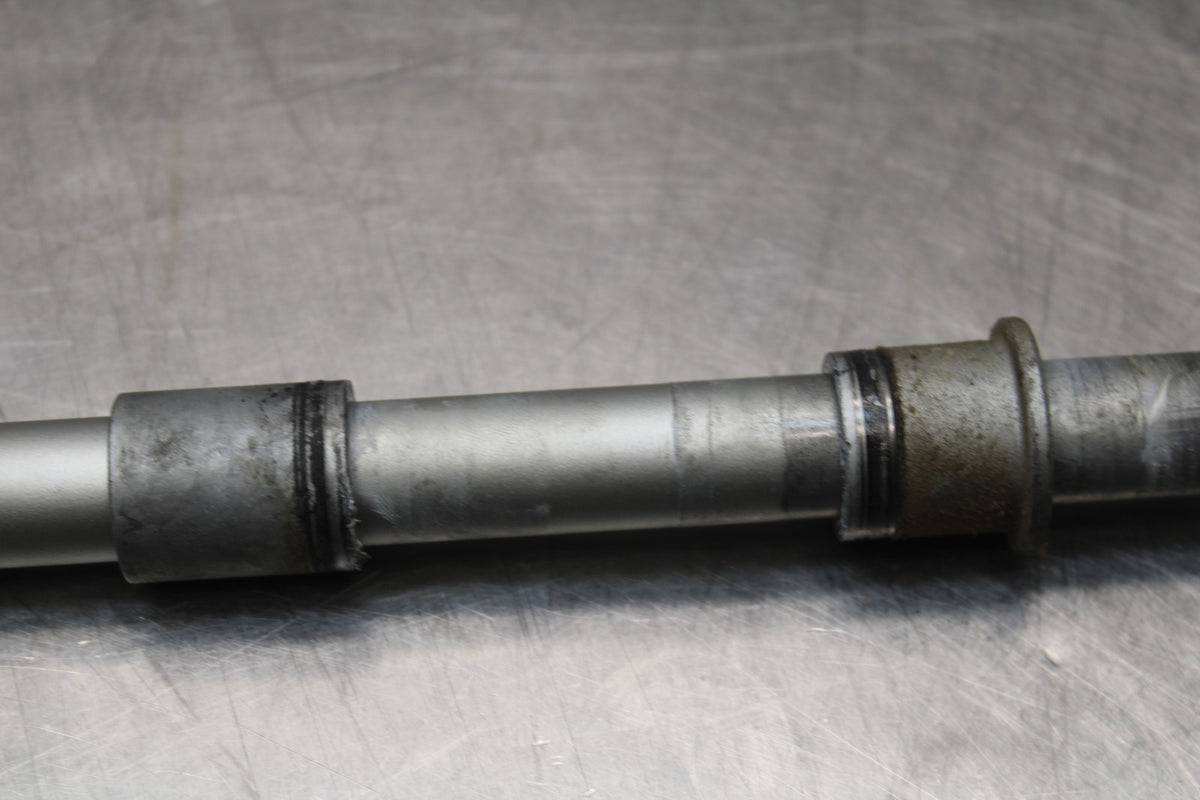 19 MOTO GUZZI V7 III FRONT WHEEL RIM AXLE PIVOT BOLT BB831
