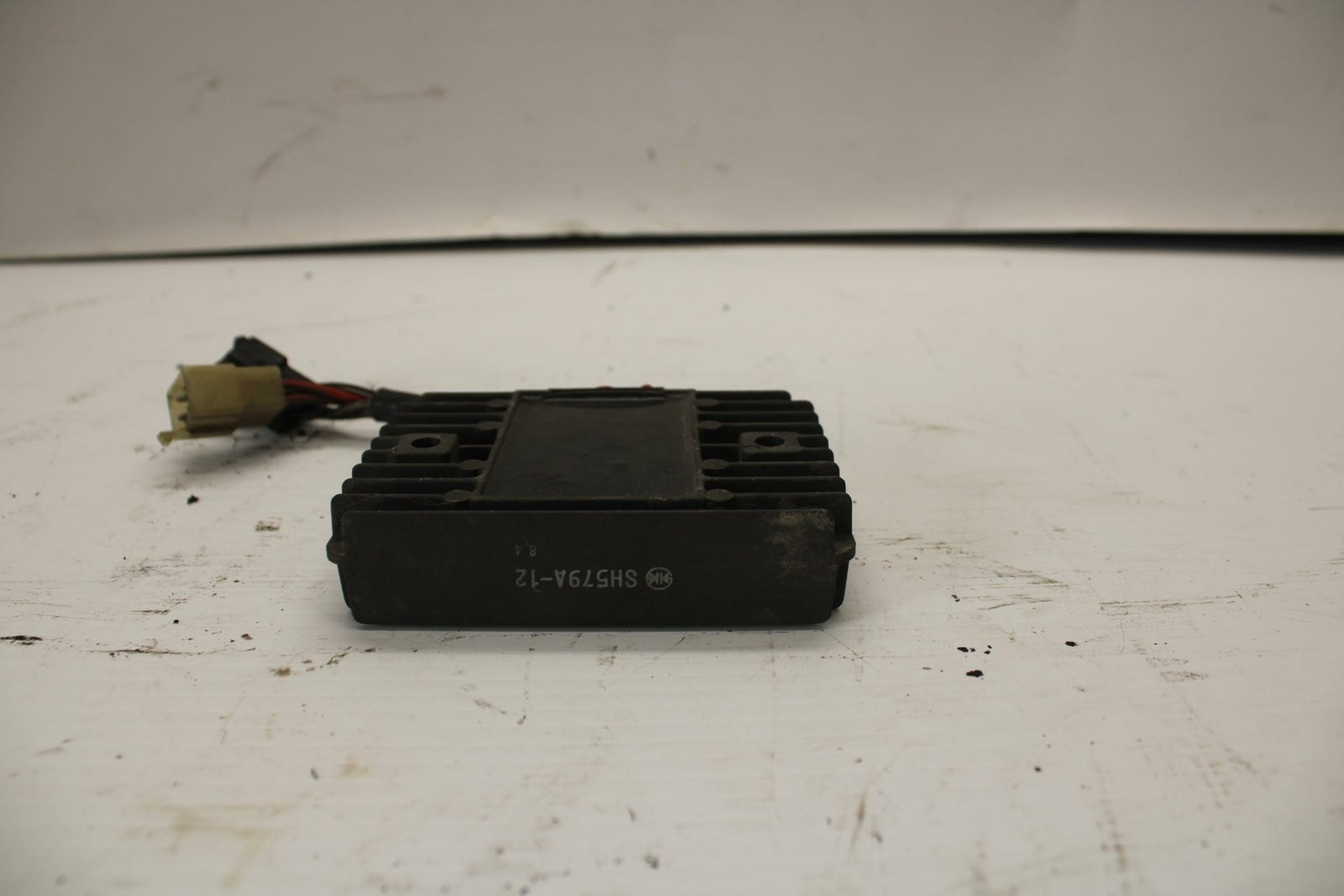 98-03 SUZUKI TL1000R RECTIFIER VOLTAGE REGULATOR BB267