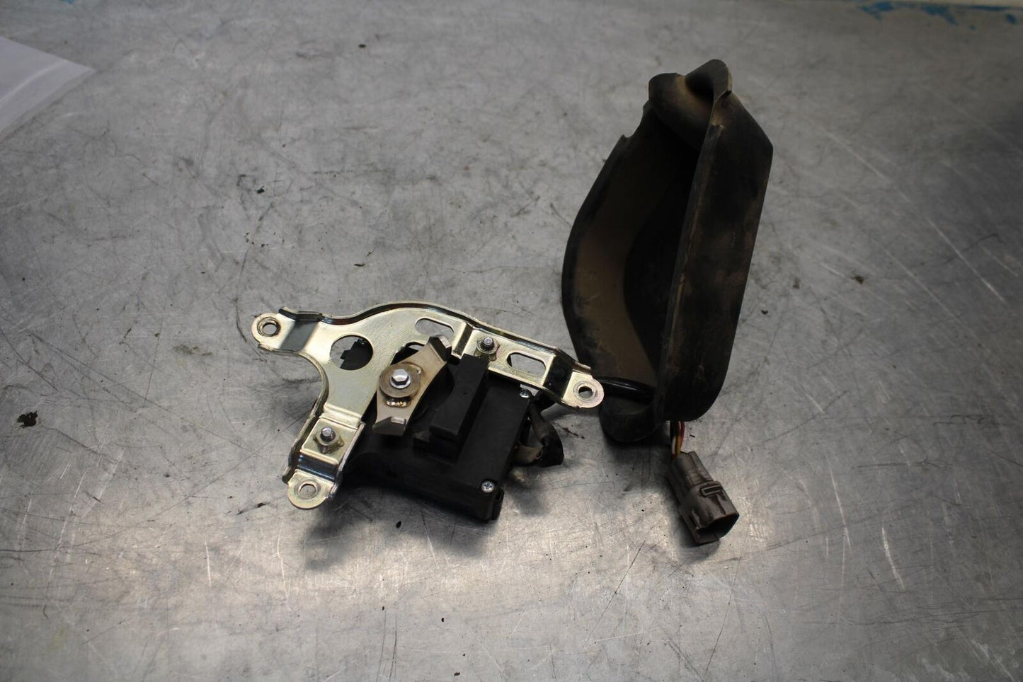 09-16 SUZUKI GSXR1000 EXHAUST VALVE SERVO MOTOR BB439