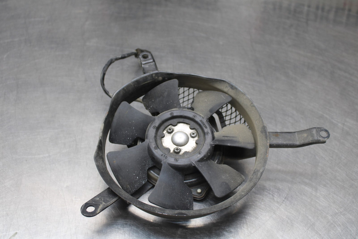 01-03 SUZUKI GSXR600 ENGINE RADIATOR COOLING FAN BB841