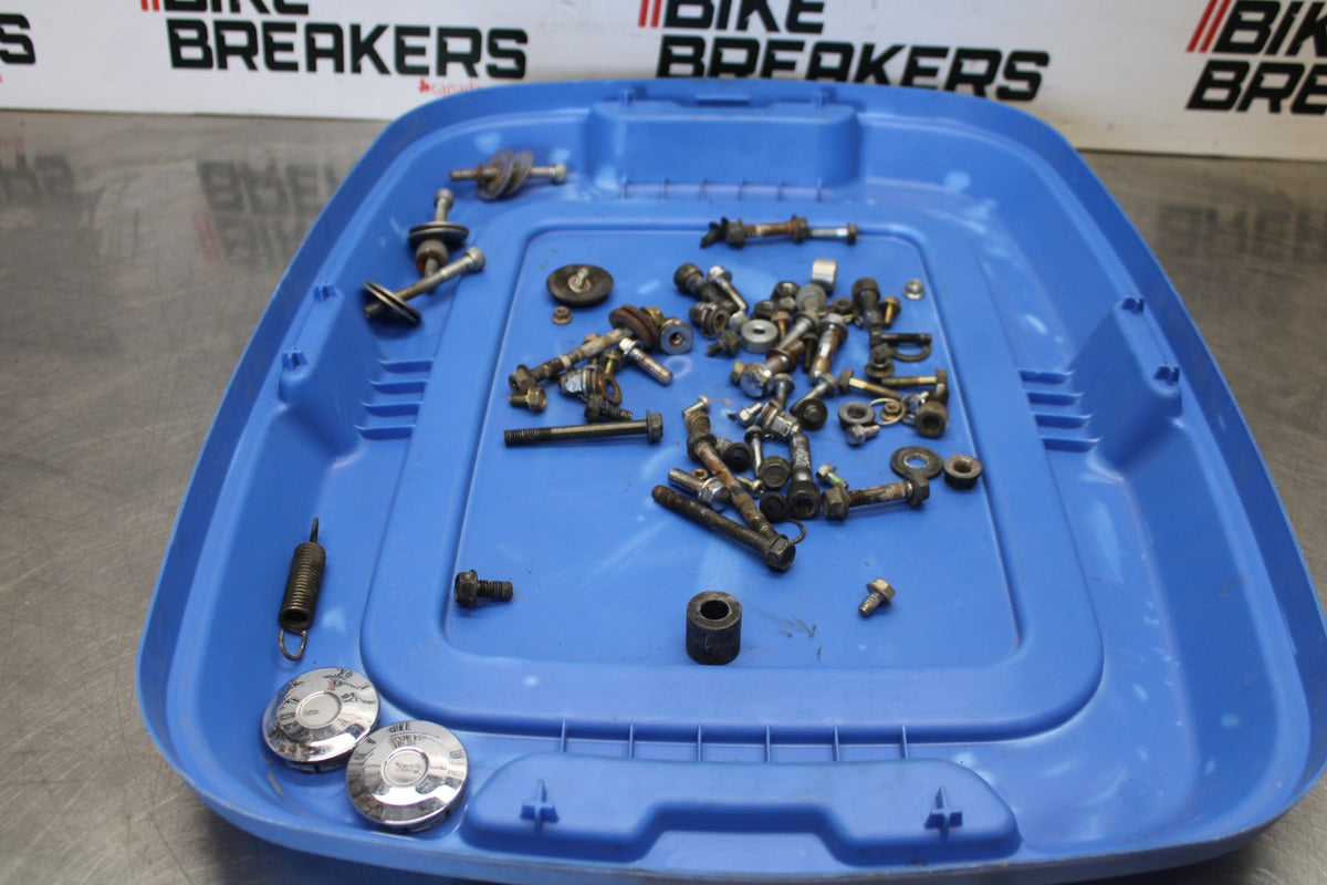 95 HONDA SHADOW 1100 MOUNTING BOLTS HARDWARE SCREWS BB885