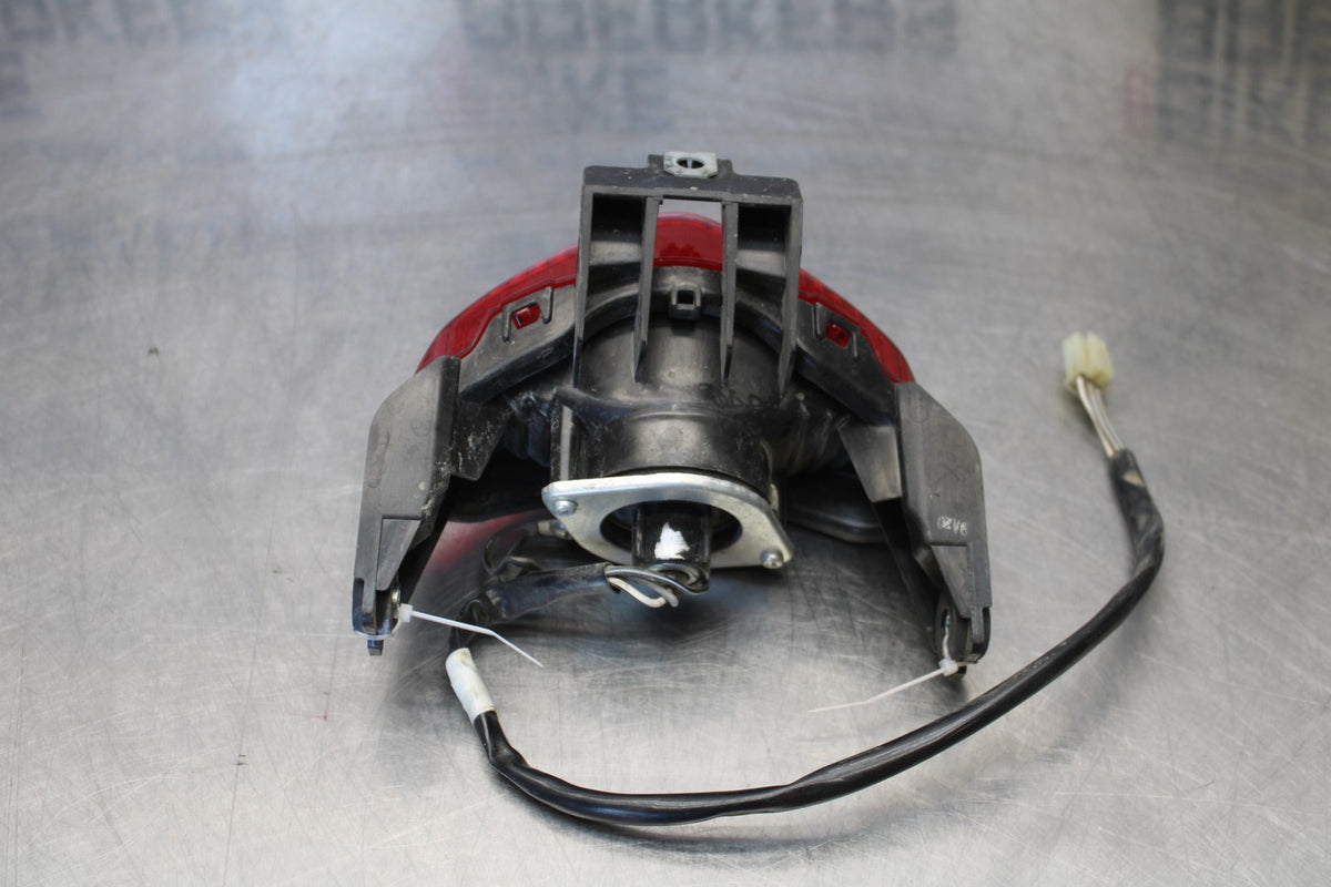 10 SUZUKI SV650 REAR TAIL TAILLIGHT BACK BRAKE LIGHT BB181
