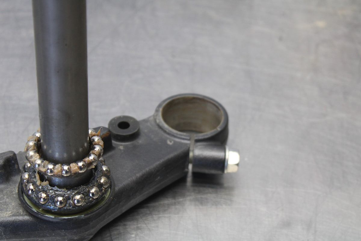 18 HONDA CB500F FRONT FORKS CLAMP LOWER TRIPLE TREE STEM  BB861