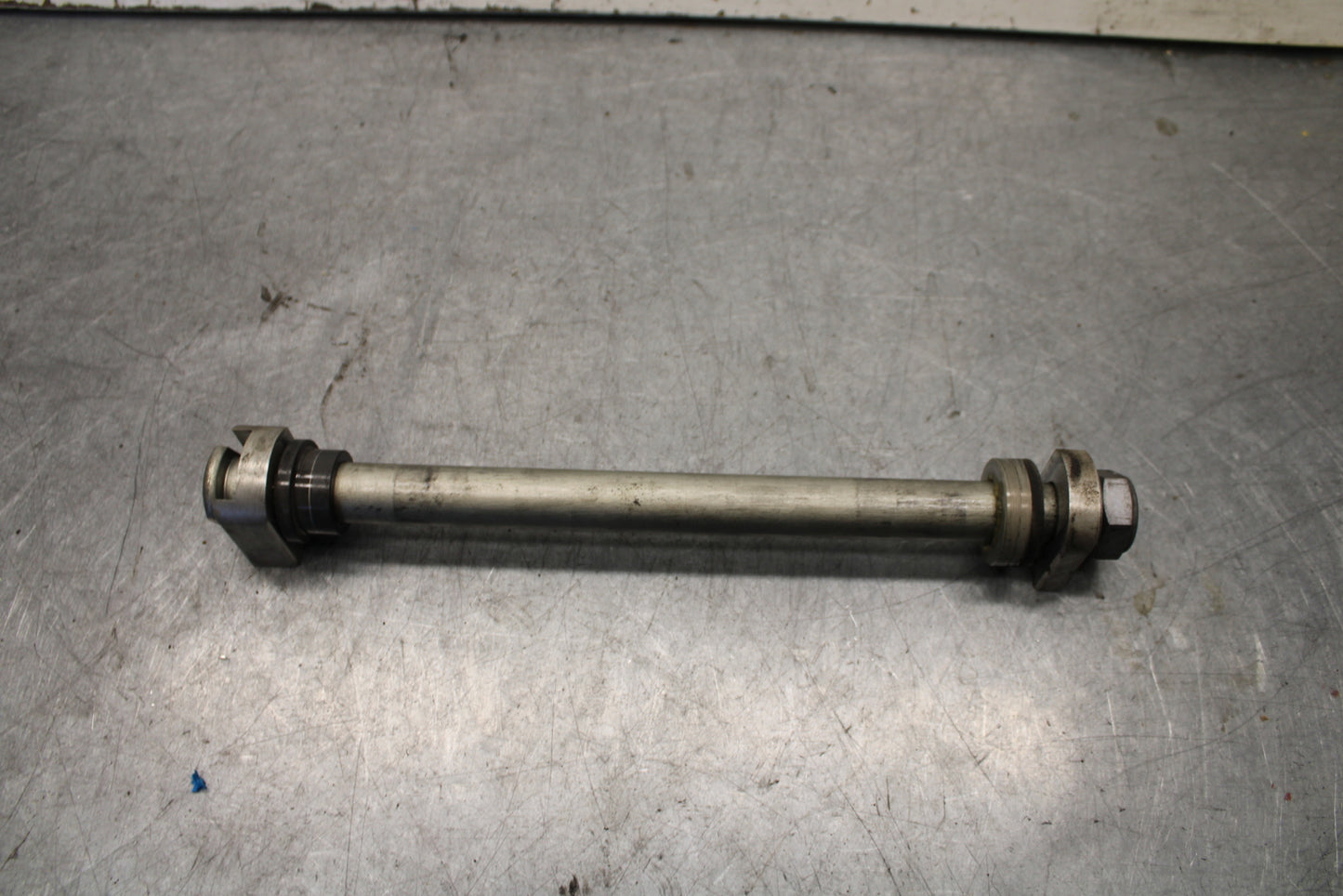 19-21 TRIUMPH SPEED TWIN 1200 REAR AXLE T2015060 BB653