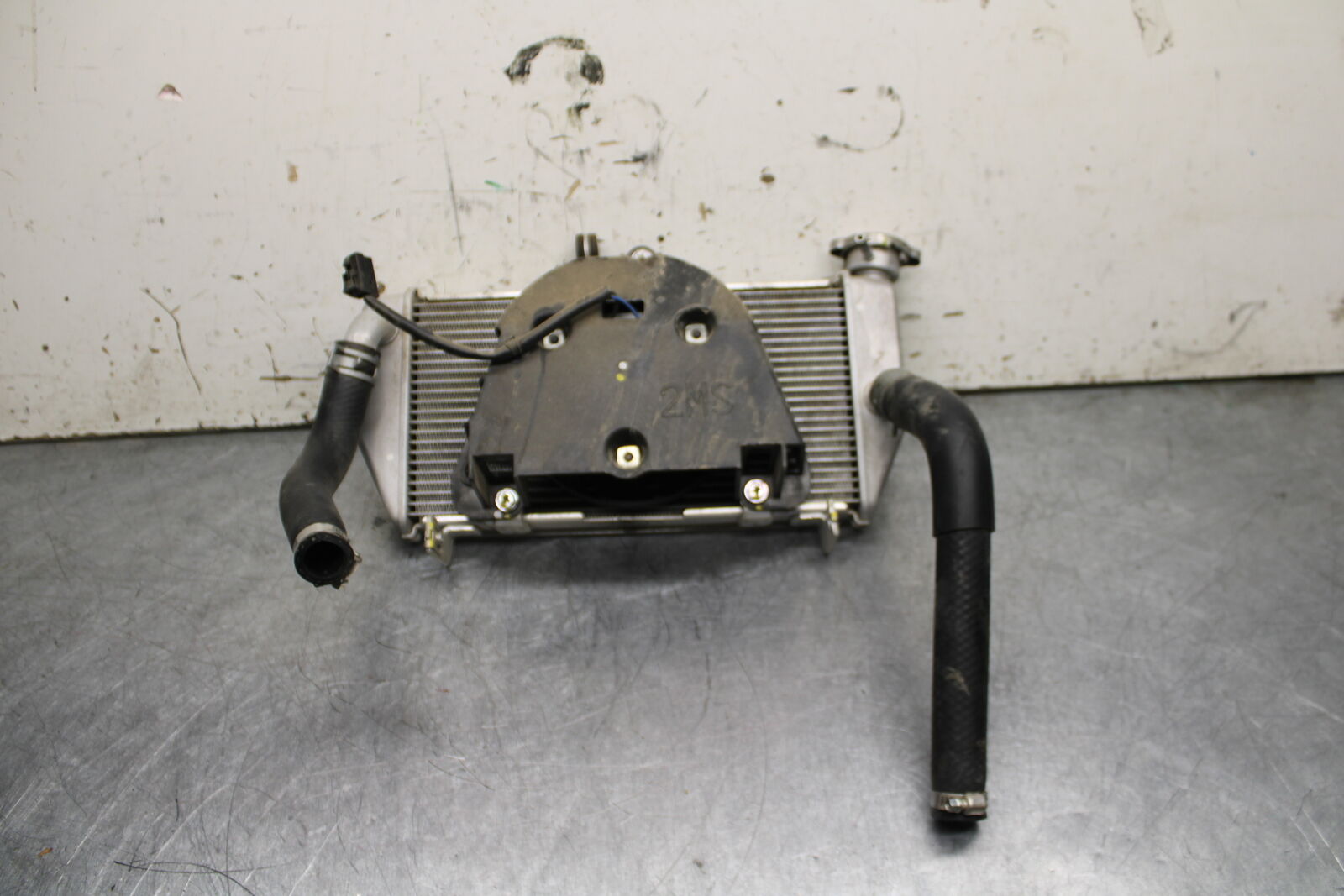 19-24 YAMAHA R3 ENGINE RADIATOR MOTOR COOLER COOLING RADIATER/ W FAN BB736