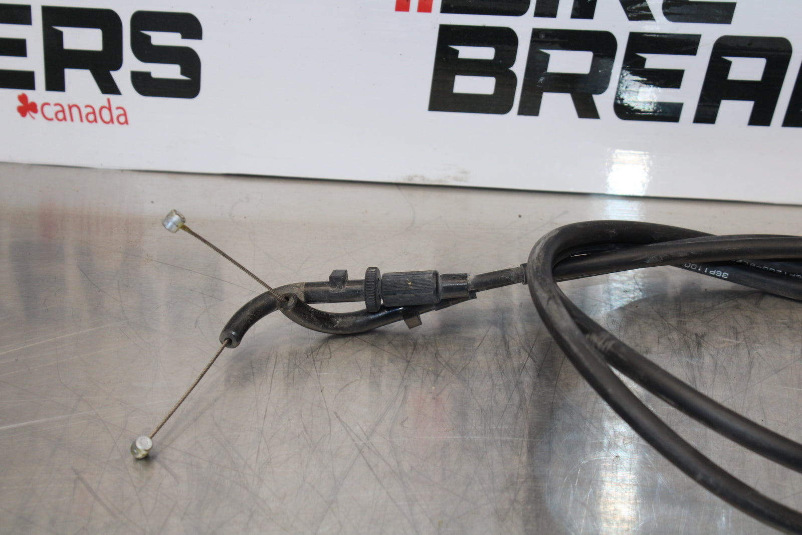 09-15 YAMAHA FZ6R THROTTLE CABLES LINES BB161