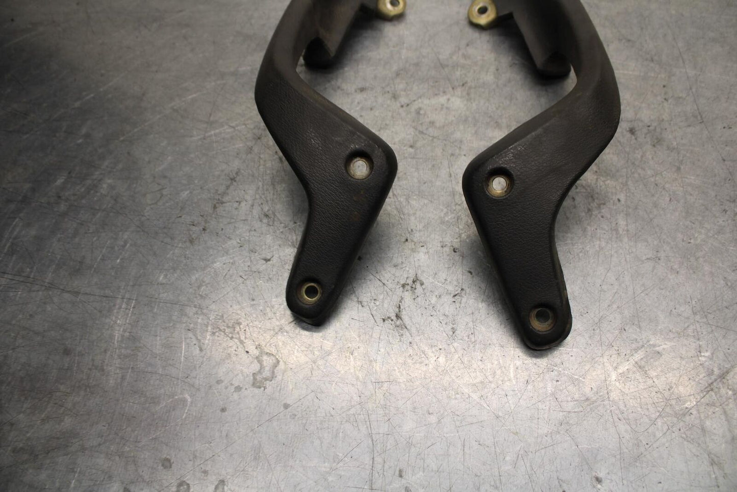 2001 Honda ST1100 PASSENGER REAR SEAT GRAB BAR HANDLE SET BB77