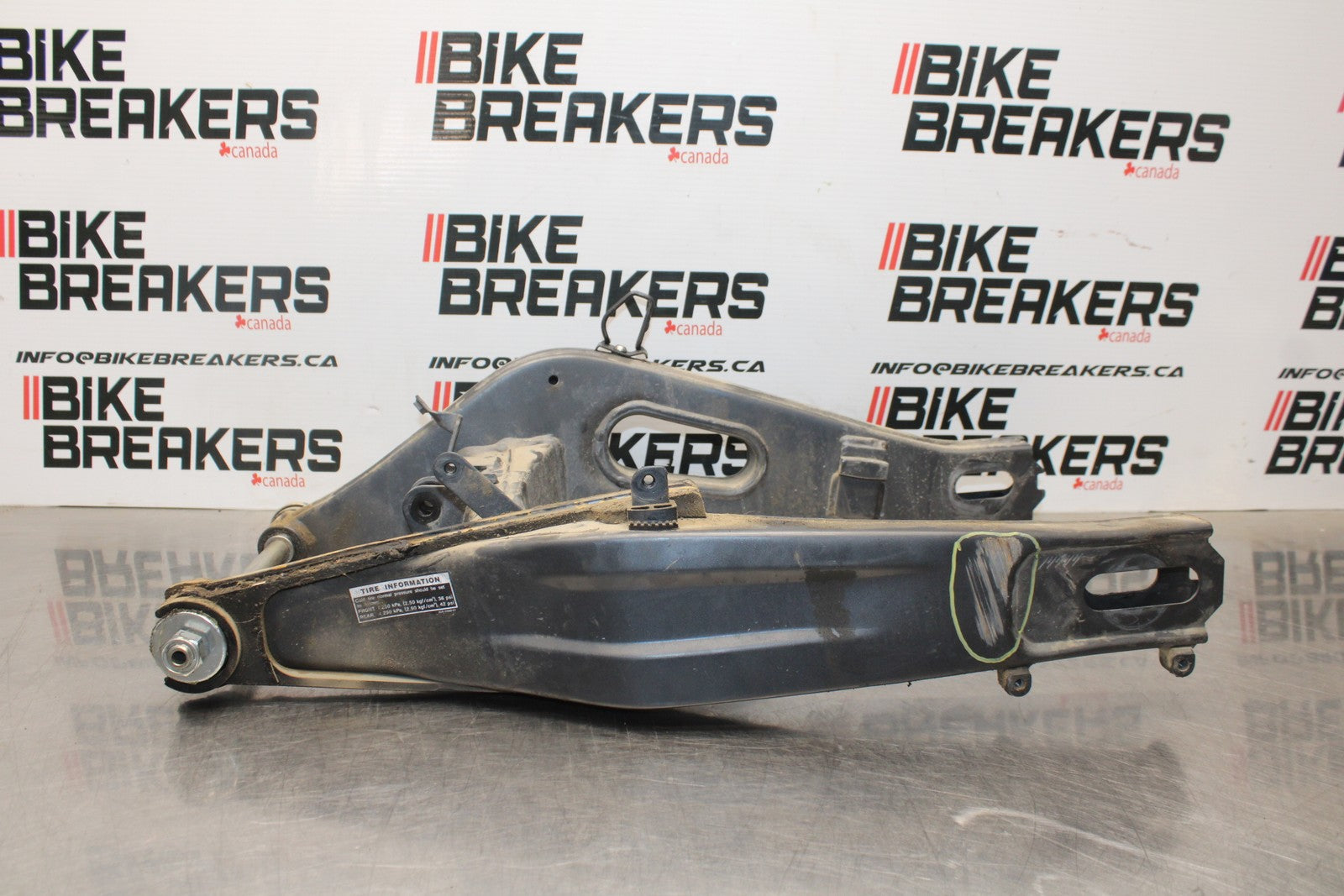 22-25 YAMAHA YZF R7 REAR SWINGARM BACK SUSPENSION SWING ARM BEB-22110-01-P0 BB76