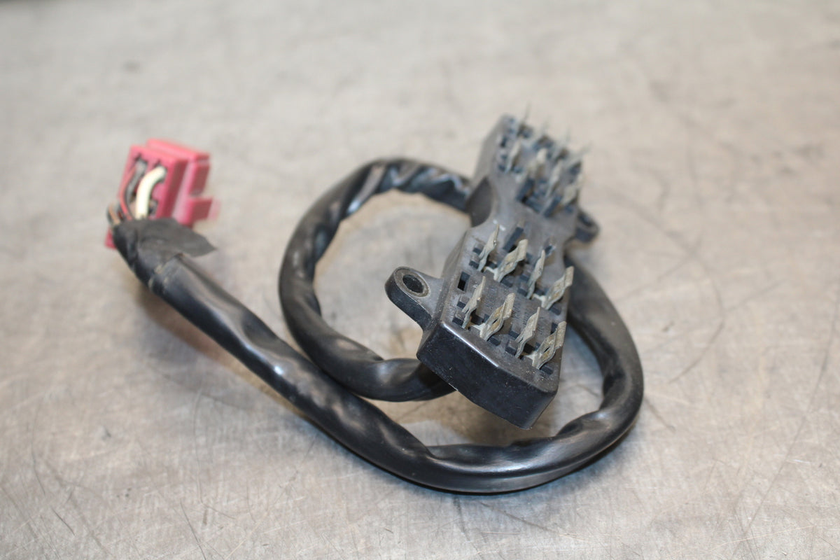 84 HONDA INTERCEPTOR 750 VF750F FUSE BOX BB108