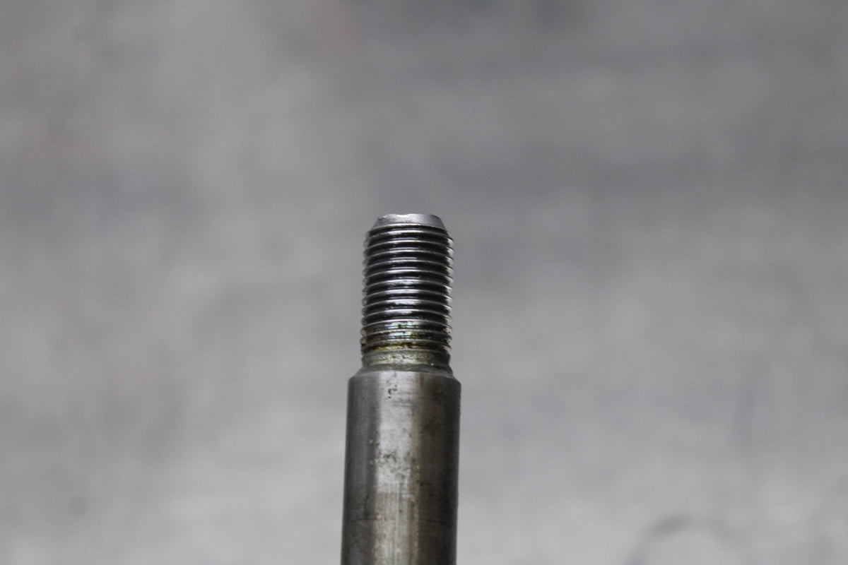 93-07 YAMAHA VMAX 1200 FRONT WHEEL RIM AXLE PIVOT BOLT BB197