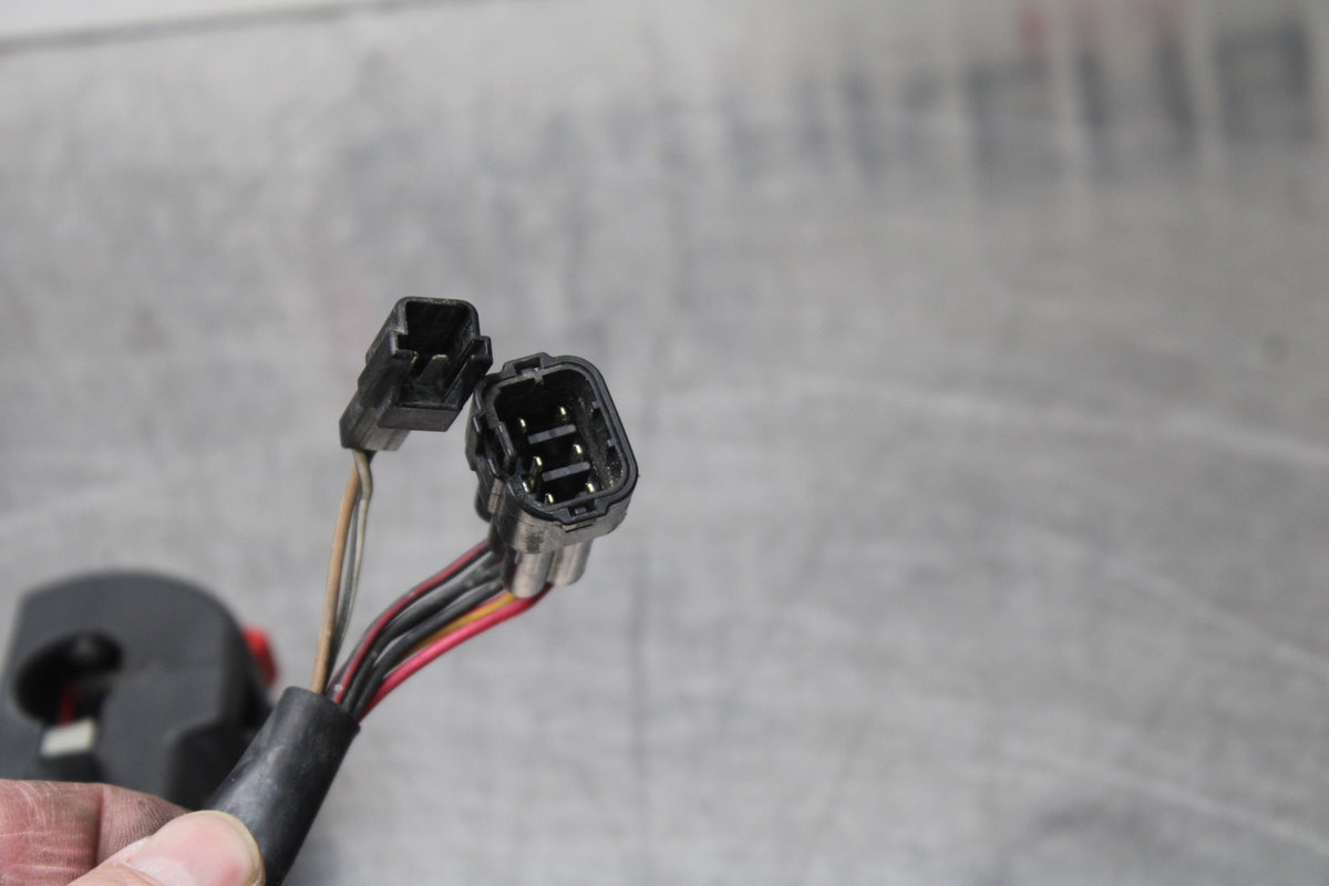 07-08 KAWASAKI NINJA ZX6R RIGHT CLIP ON HANDLE KILL OFF START SWITCH  BB855