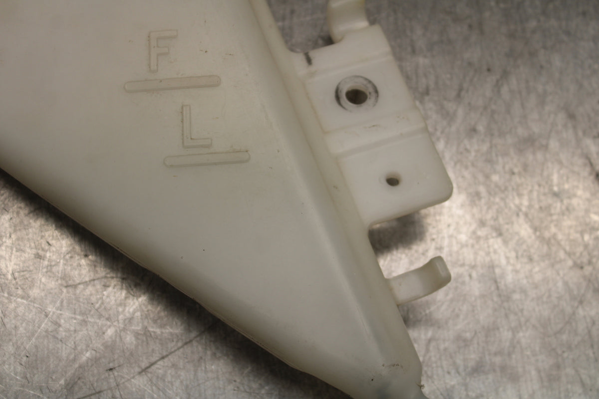13 SUZUKI GSXR750 COOLANT WATER TANK RESERVOIR BOTTLE BB110