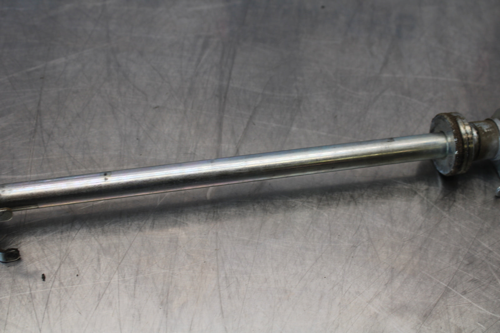 09-15 YAMAHA FZ6R REAR AXLE BACK WHEEL RIM PIVOT BOLT AXEL BB161