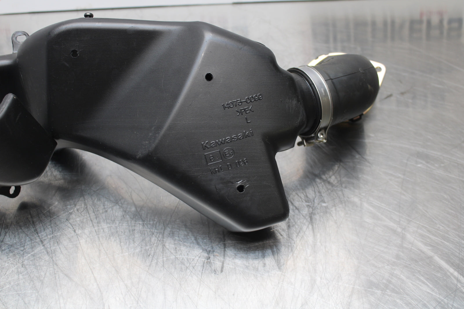 23-24 KAWASAKI NINJA ZX14R NEW!! RIGHT LEFT AIR INTAKE DUCTS BB153