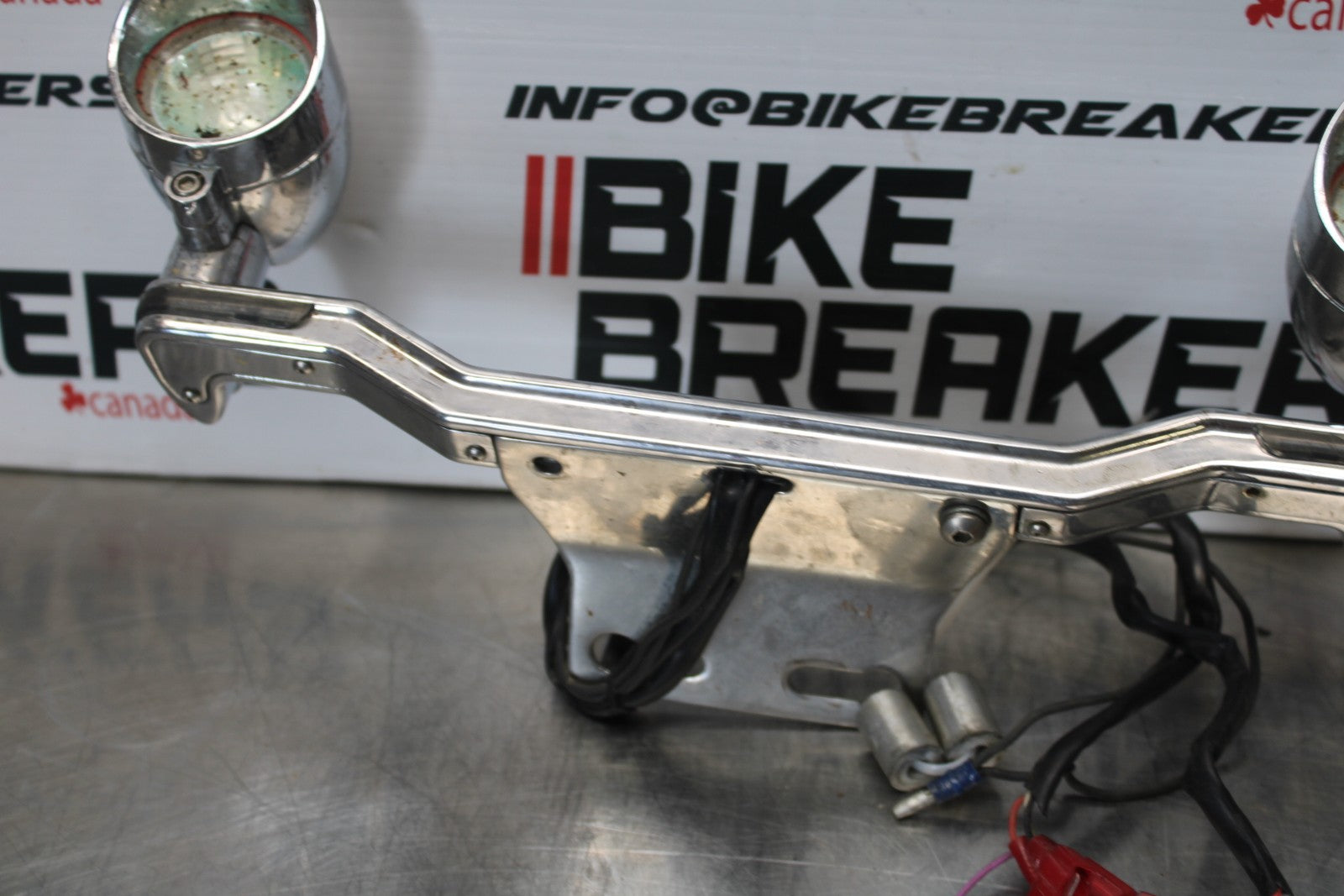 03-08 KAWASAKI VULCAN 1600 FRONT HEAD LIGHT HEADLIGHT SET PAIR BB196