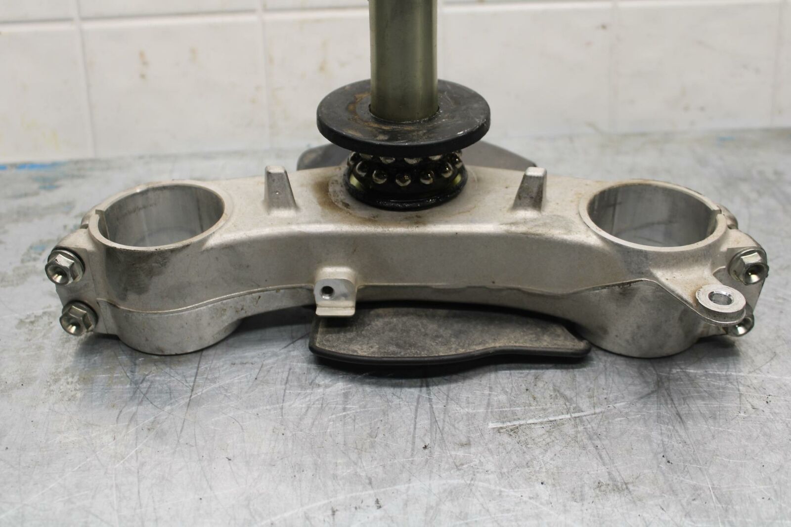 15-21 SUZUKI GSXR600 FRONT FORKS CLAMP LOWER TRIPLE TREE STEM BB418