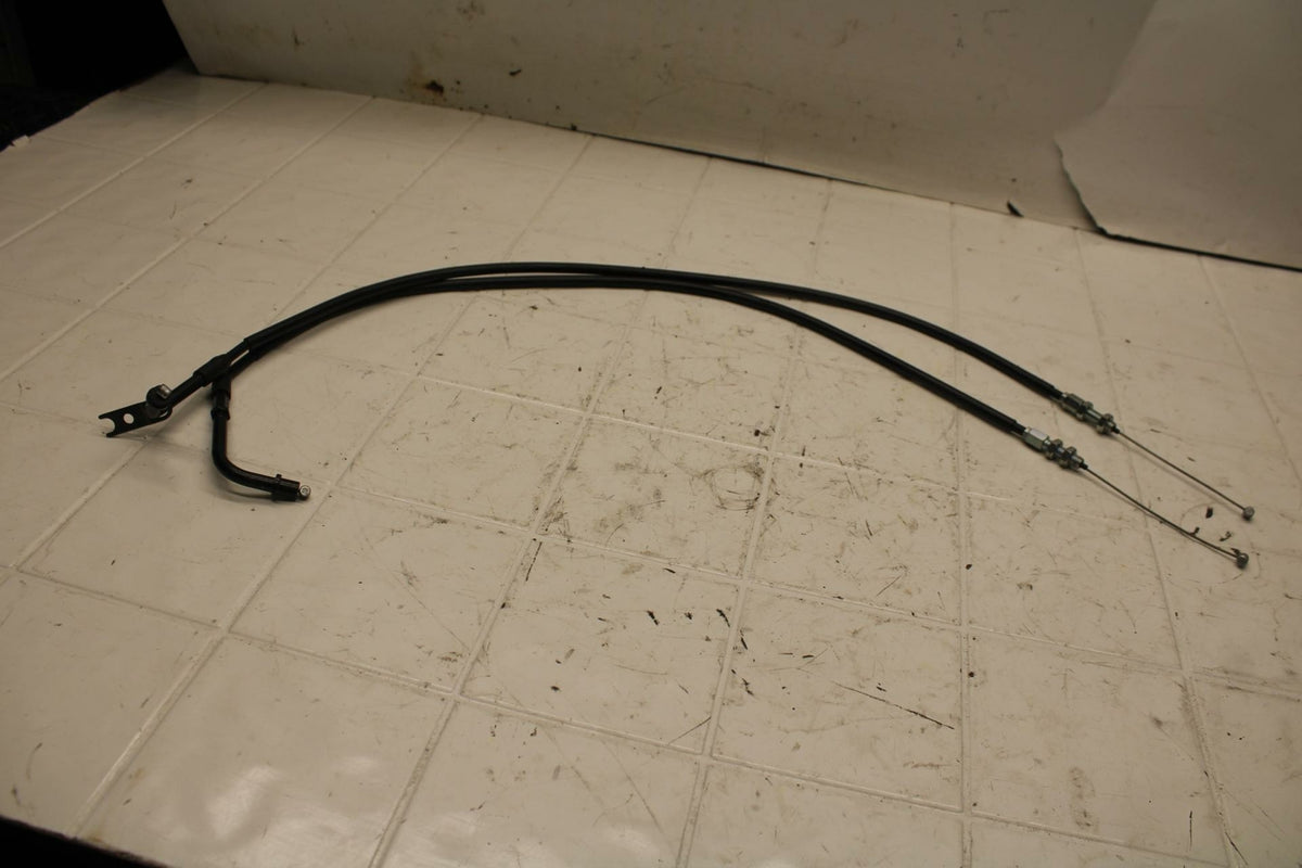04-05 SUZUKI GSXR750 THROTTLE CABLES LINES BB11