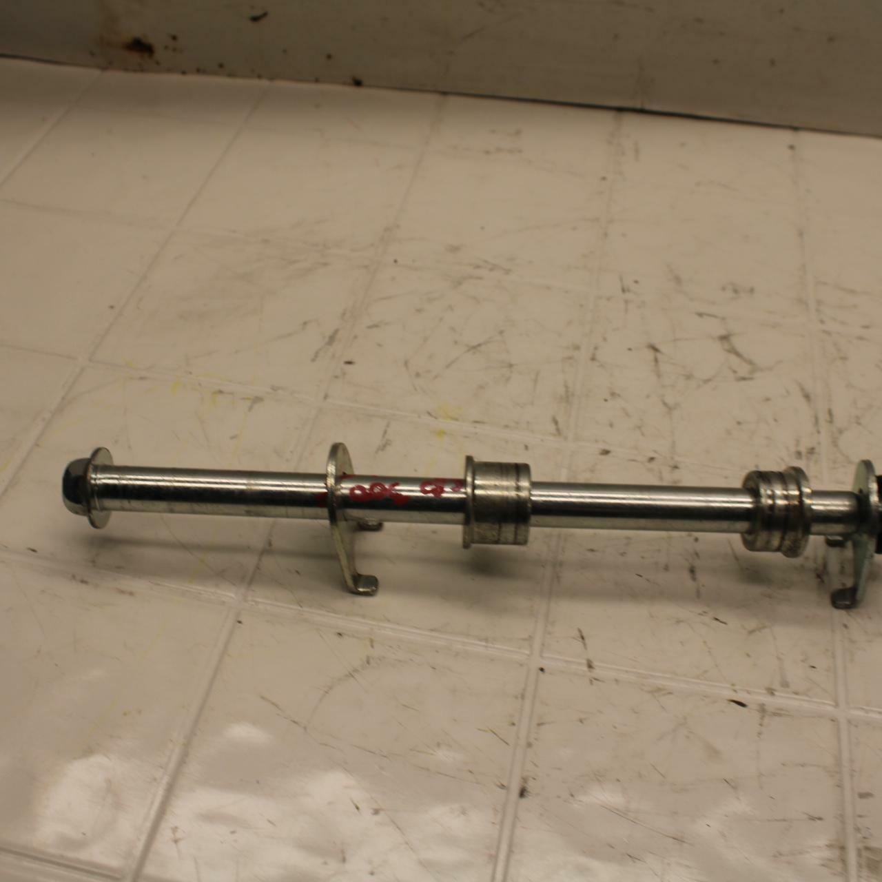 15-16 HONDA CB300F REAR AXLE BACK WHEEL RIM PIVOT BOLT AXEL BB05