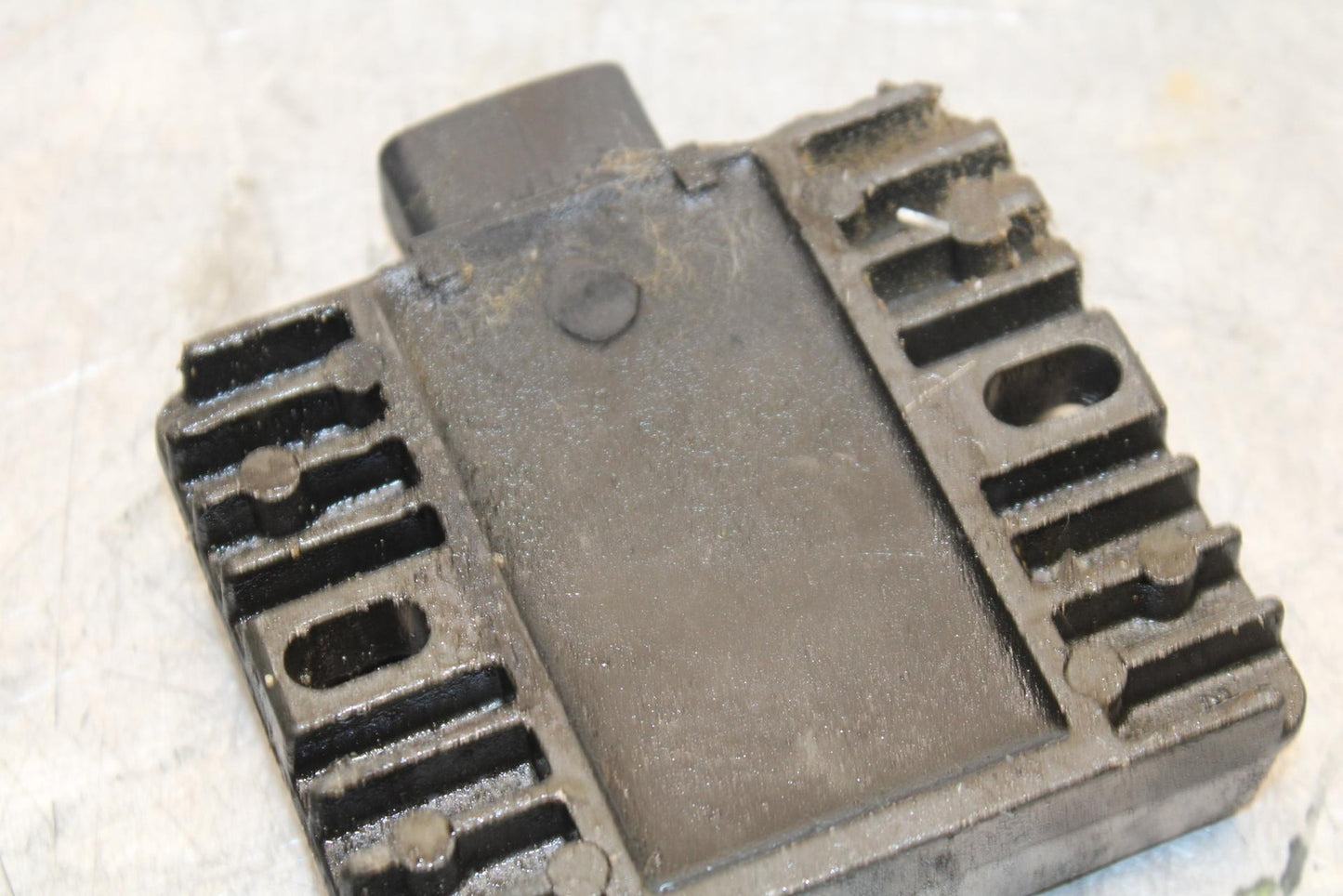 2006 Kawasaki Vulcan 900 VN900B Classic RECTIFIER VOLTAGE REGULATOR  BB585