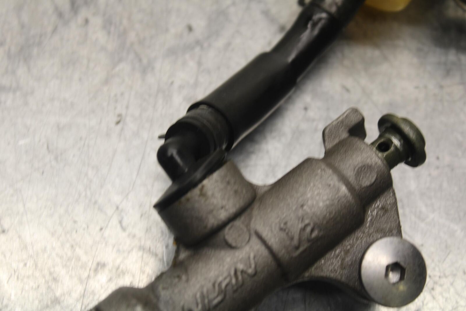 2007 Yamaha YZF R6 REAR BACK BRAKE MASTER CYLINDER BB80
