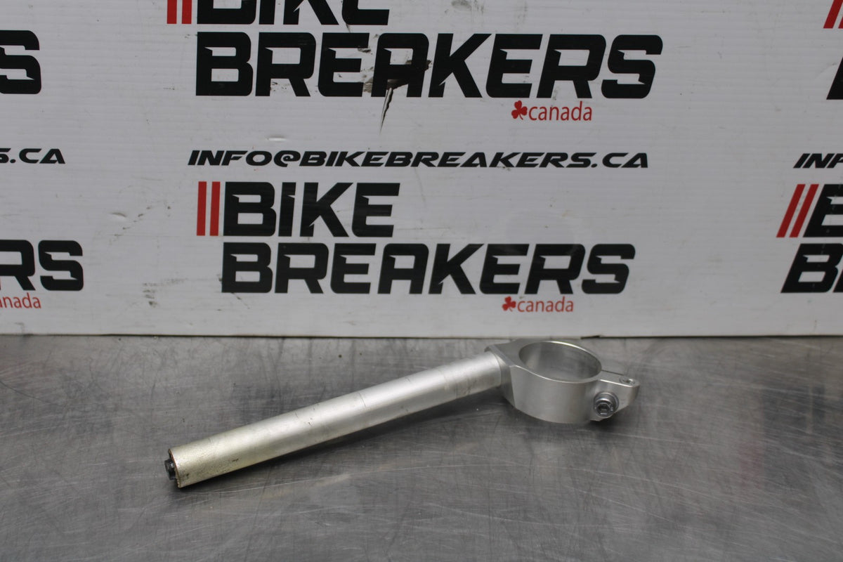 08-16 YAMAHA YZF R6 LEFT CLIP ON HANDLEBAR BB856