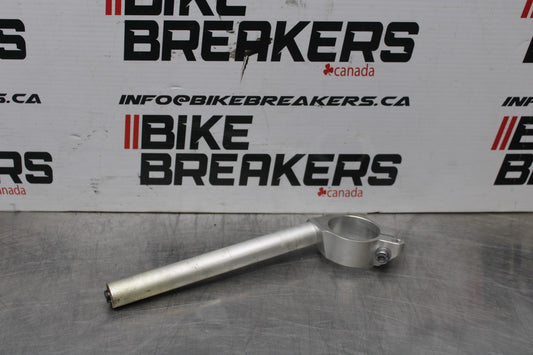 08-16 YAMAHA YZF R6 LEFT CLIP ON HANDLEBAR BB856