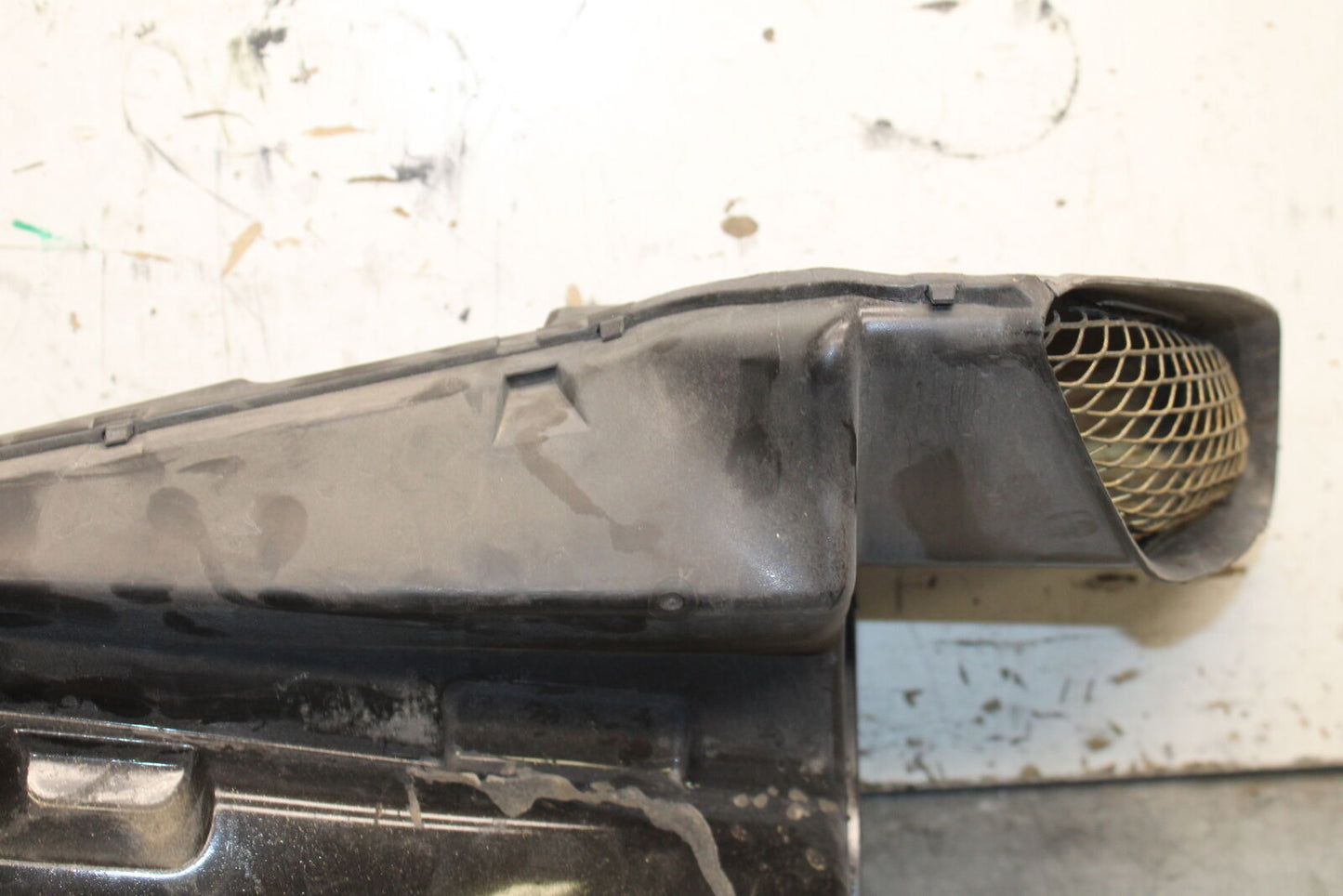 06-07 SUZUKI GSXR 600 RIGHT RAM AIR INTAKE DUCT TUBE BB737