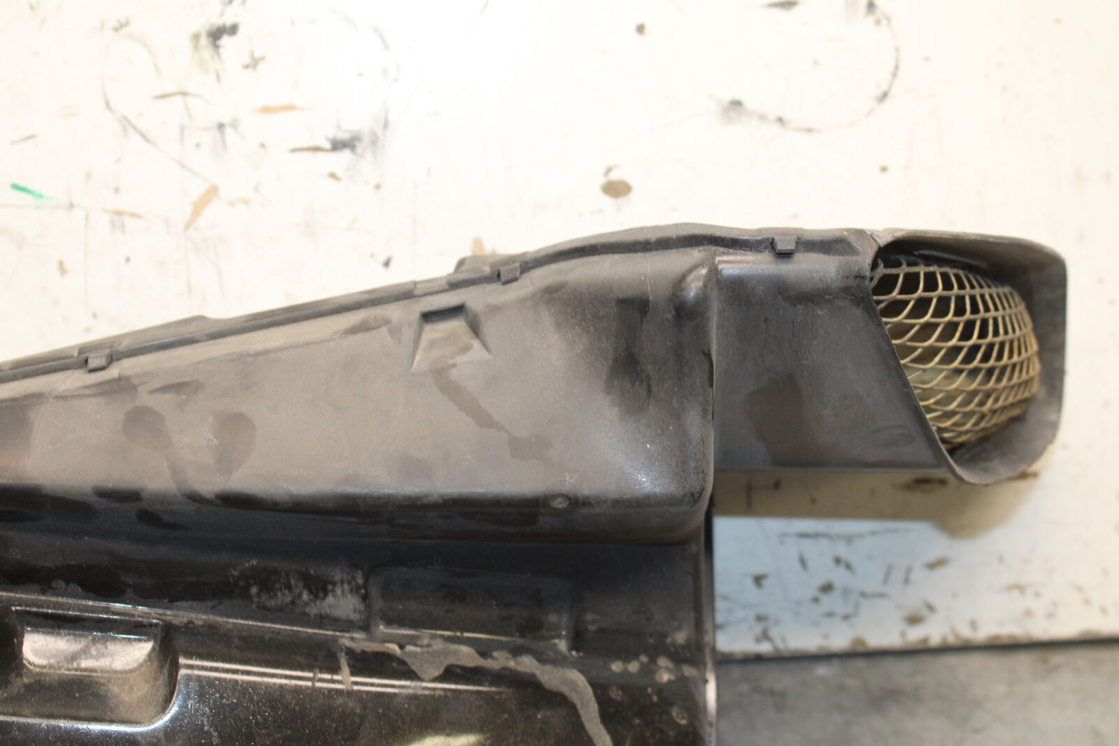 06-07 SUZUKI GSXR 600 RIGHT RAM AIR INTAKE DUCT TUBE BB737