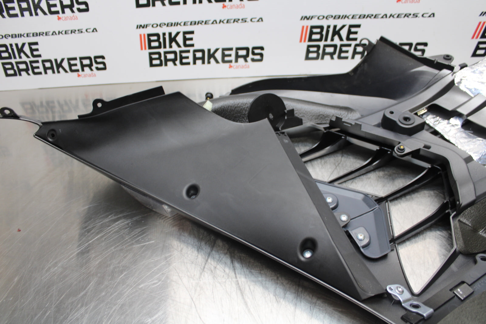 23-24 KAWASAKI NINJA ZX14R NEW!! RIGHT LOWER MID UPPER SIDE FAIRING COWL  BB153