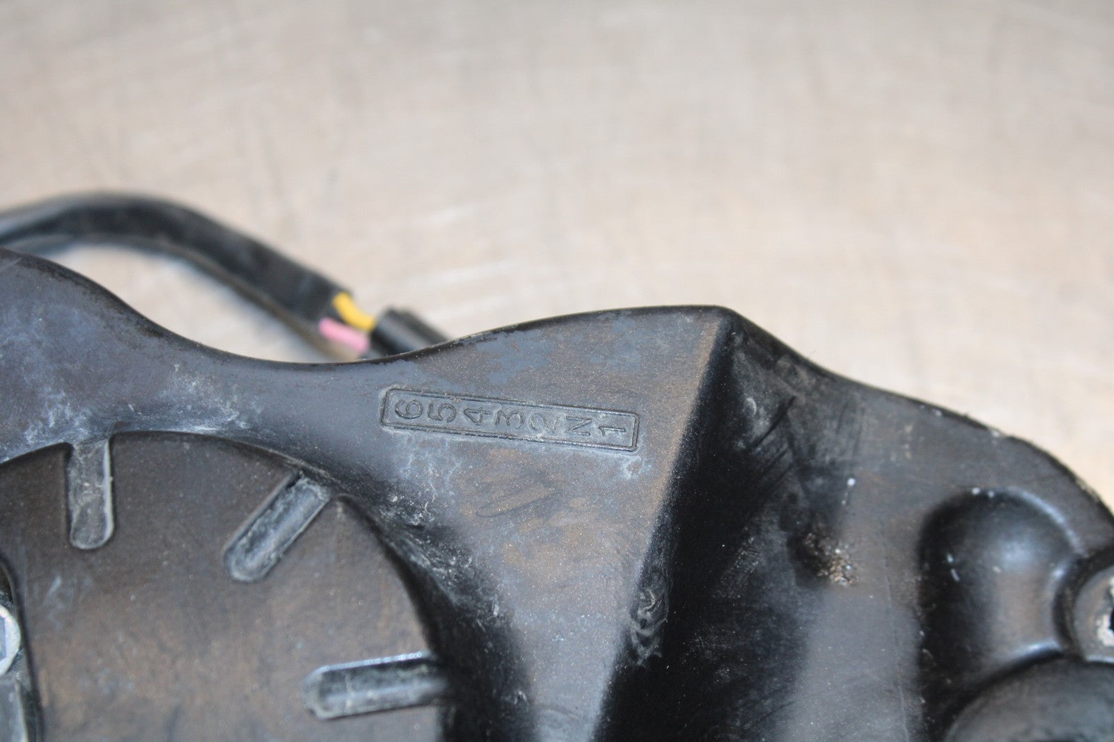 07-08 KAWASAKI NINJA ZX6R ENGINE SPROCKET COVER 14026-0040-11E BB203