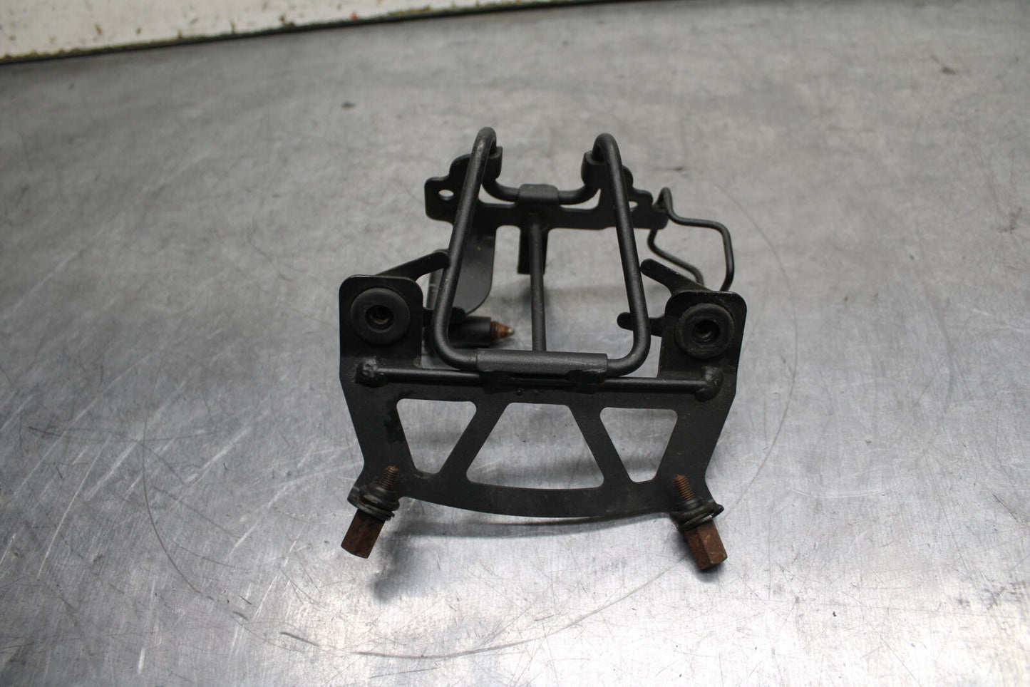 12-13 KAWASAKI Z1000 UPPER FAIRING GAUGES STAY BRACKET BB743