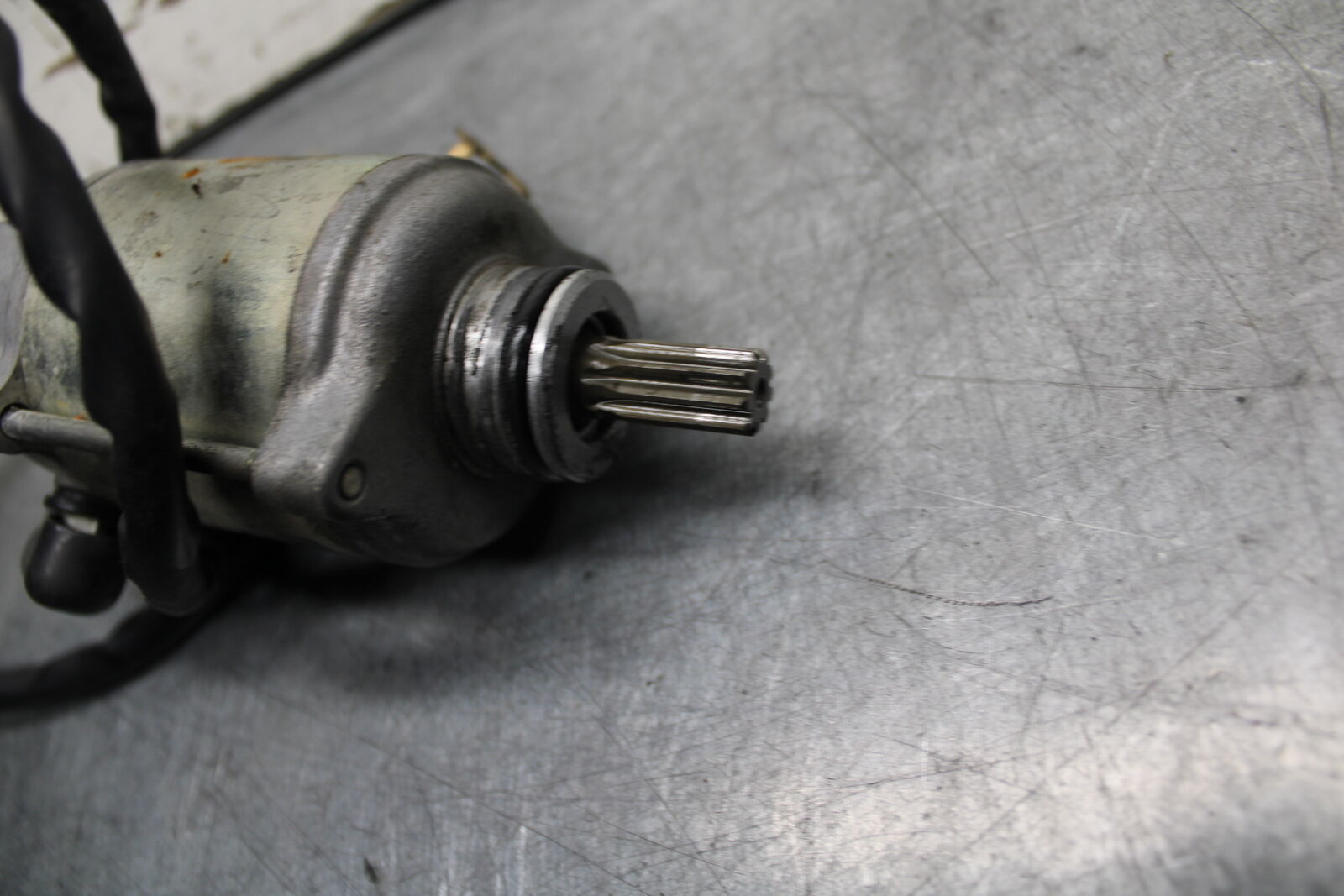 05-06 SUZUKI GSXR1000 ENGINE STARTING STARTER MOTOR -DC 12V 31100-40F00 BB677