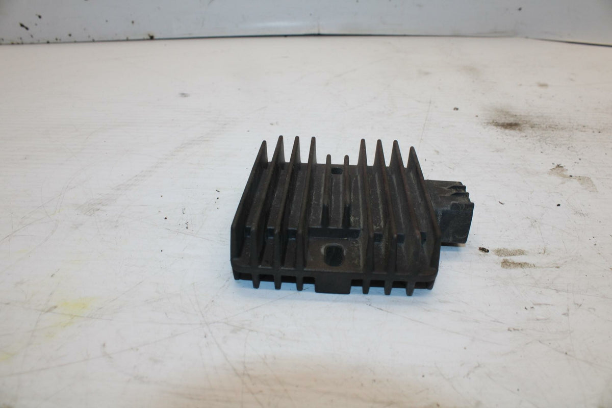 07 YAMAHA YZF R6 2c0 RECTIFIER VOLTAGE REGULATOR 4XY-81960-00-00 BB284