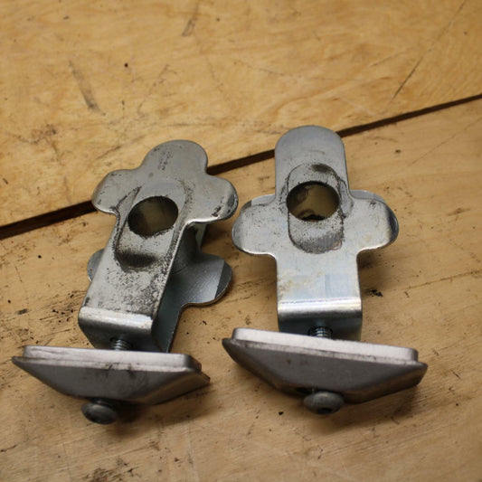 07-12 SUZUKI BANDIT 650S SWINGARM CHAIN TENSIONER ADJUSTMENT BRACKETS  BB328