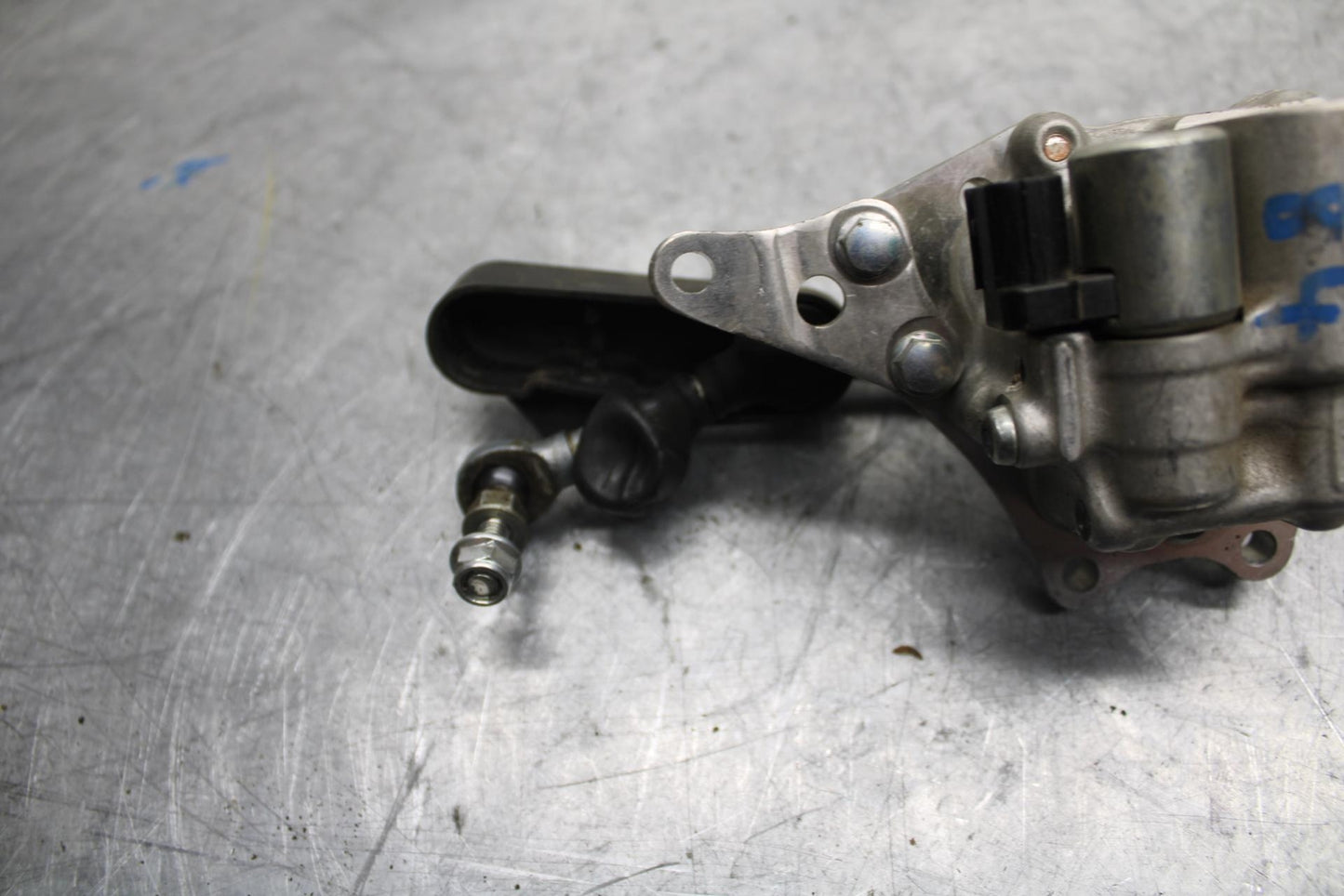 2007 Honda CBR600RR STEERING DAMPER STABILIZER 53700-MFJ-D01 BB42