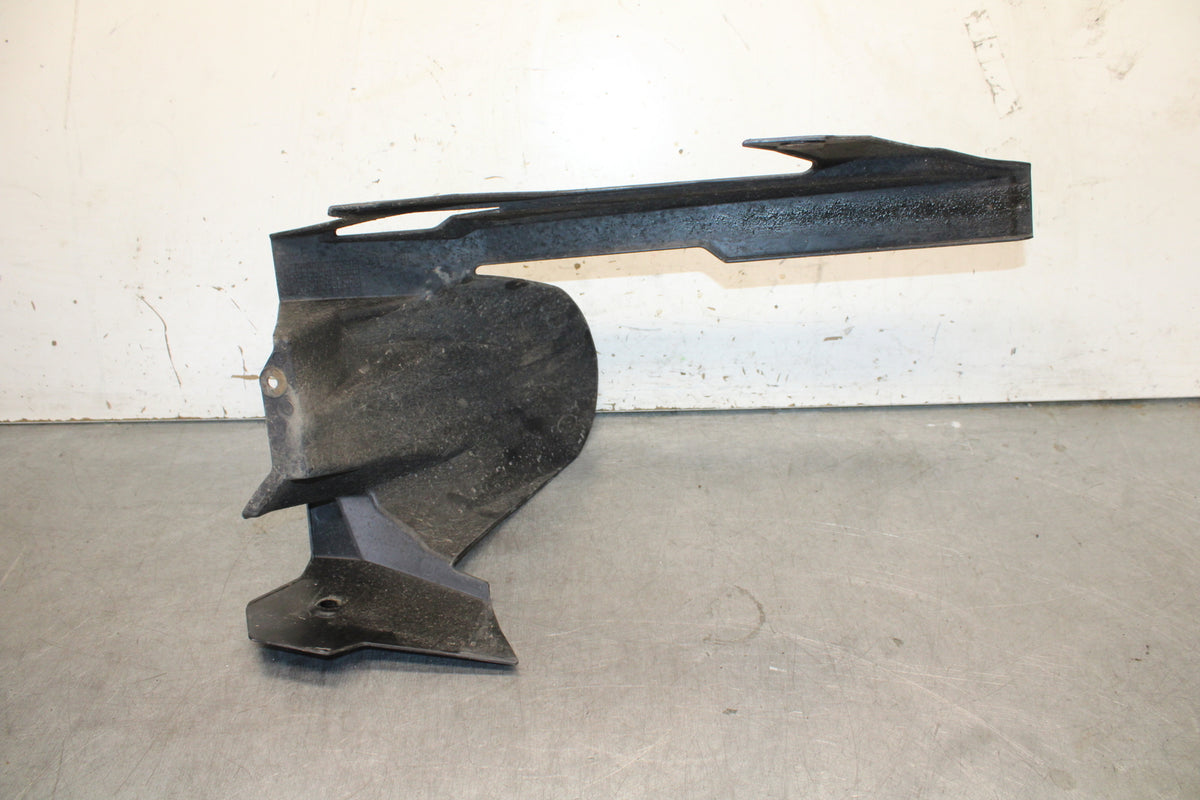 18-23 KAWASAKI NINJA 400 REAR BACK DRIVE CHAIN GUARD COVER SHIELD BB679