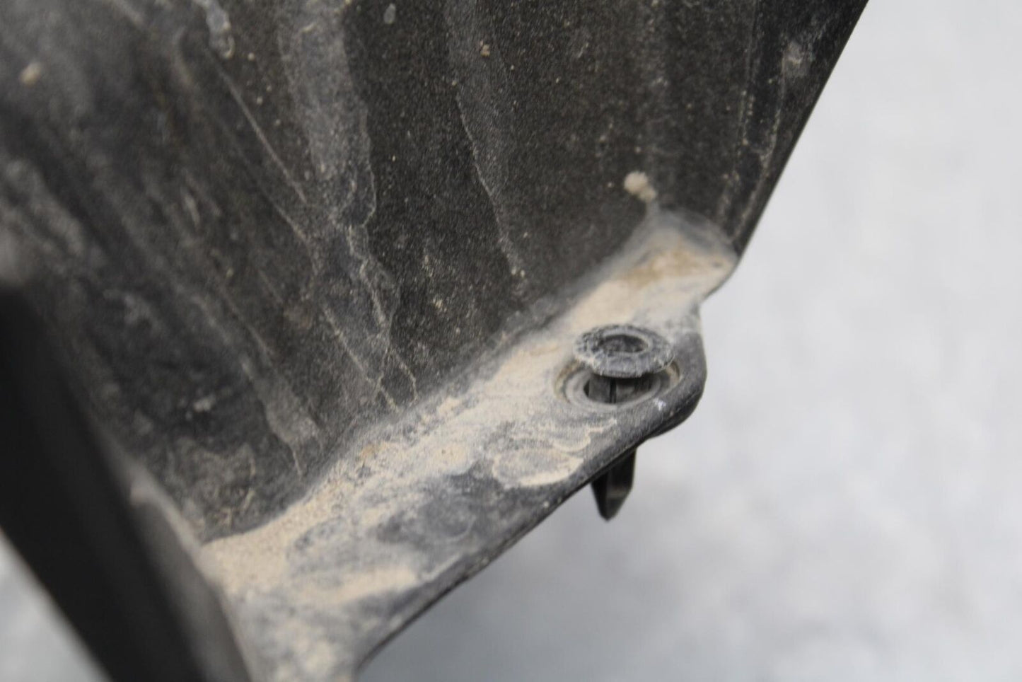 20 KAWASAKI Z400 ER400 ABS REAR BACK DRIVE CHAIN GUARD COVER SHIELD BB586