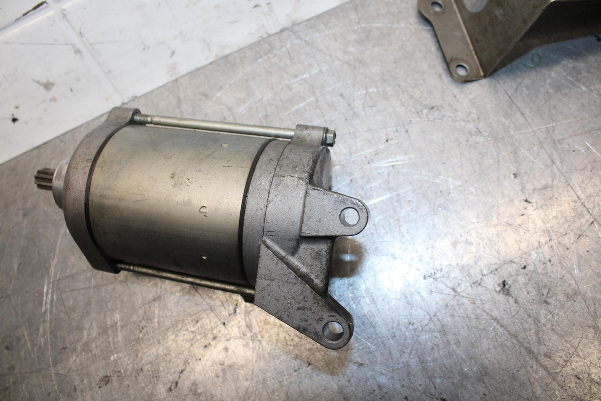 2001 Honda ST1100 ENGINE STARTING STARTER MOTOR -DC 12V BB77