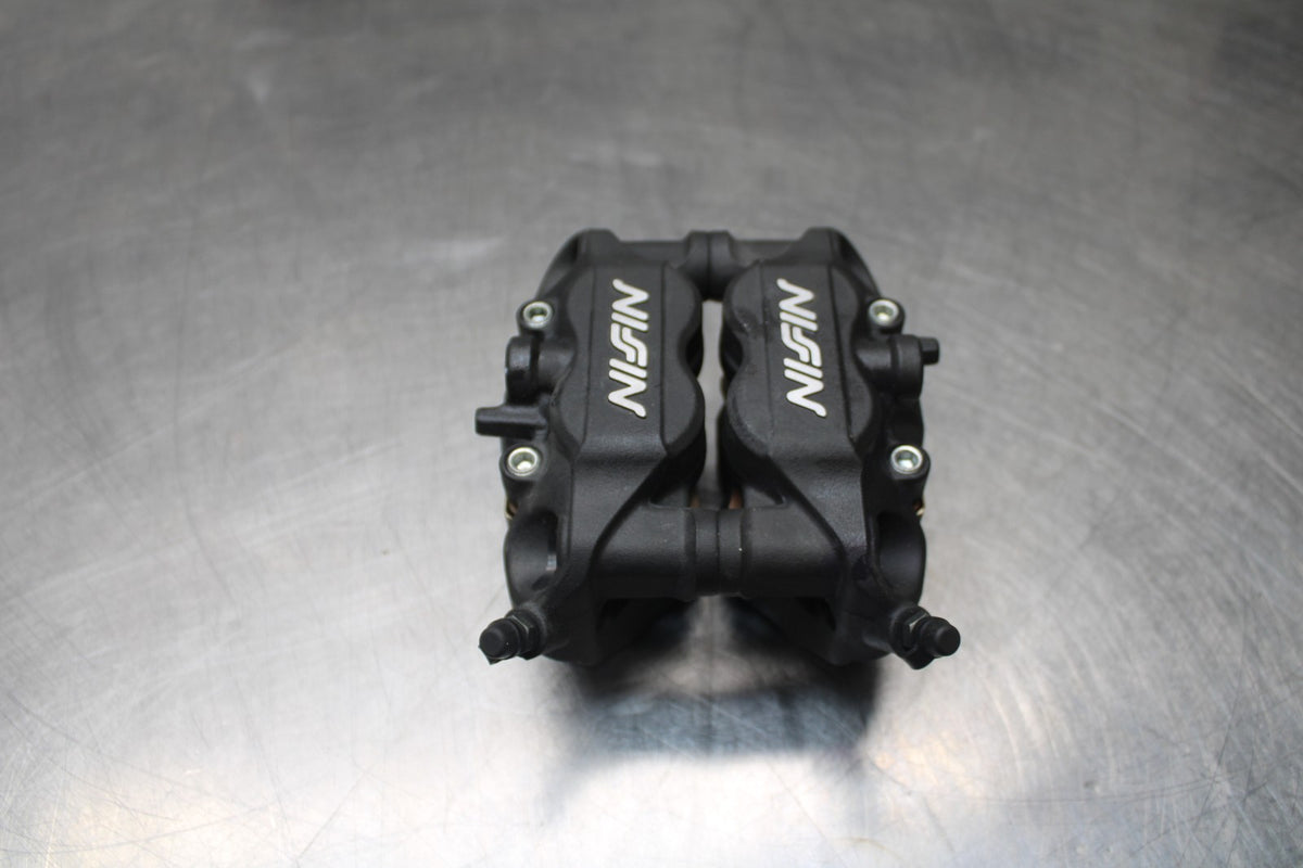 24-25 KAWASAKI NINJA ZX6R RIGHT LEFT FRONT BRAKE CALIPER SET PAIR BB785-CH