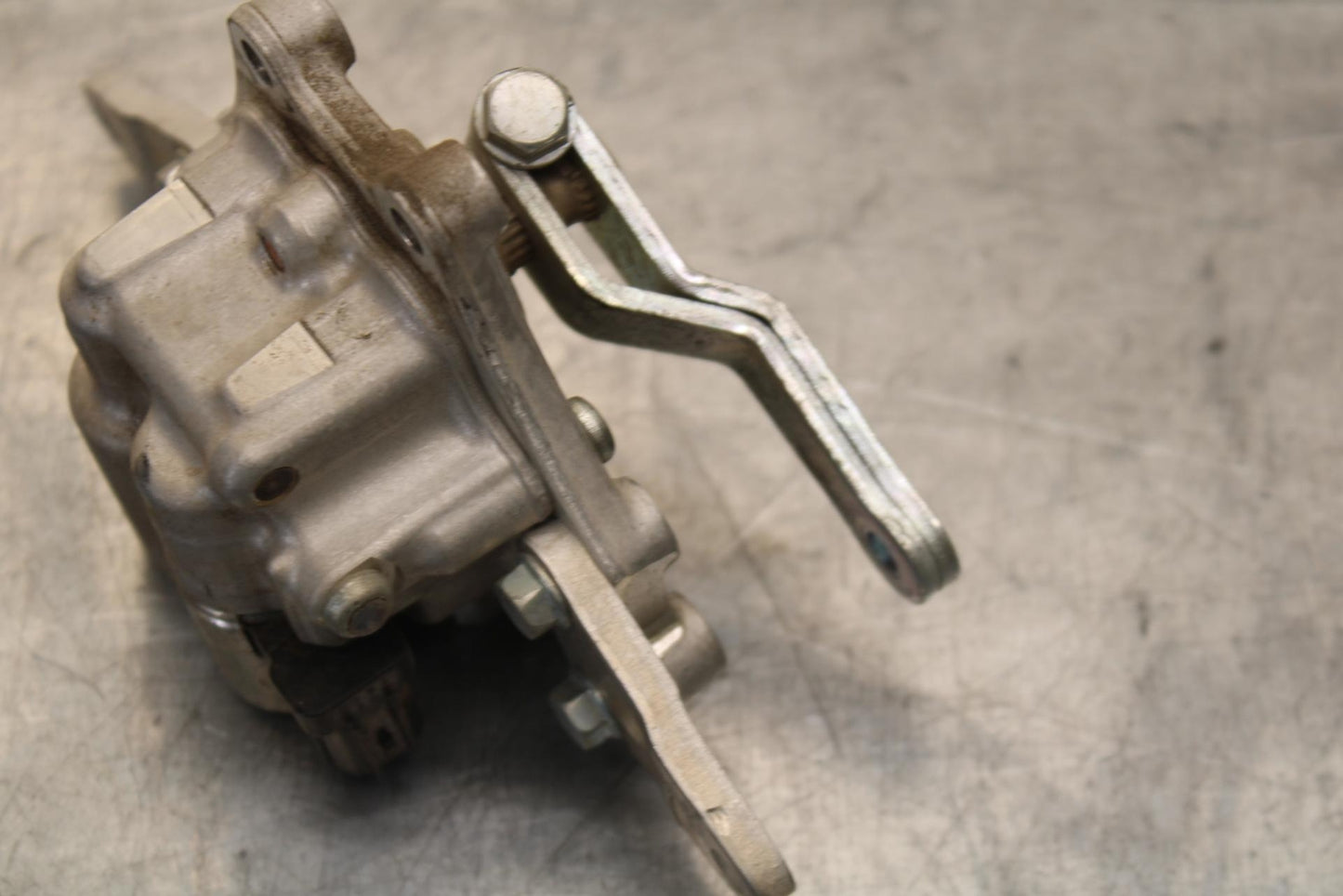2007 Honda CBR600RR STEERING DAMPER STABILIZER 53700-MFJ-D01 BB596