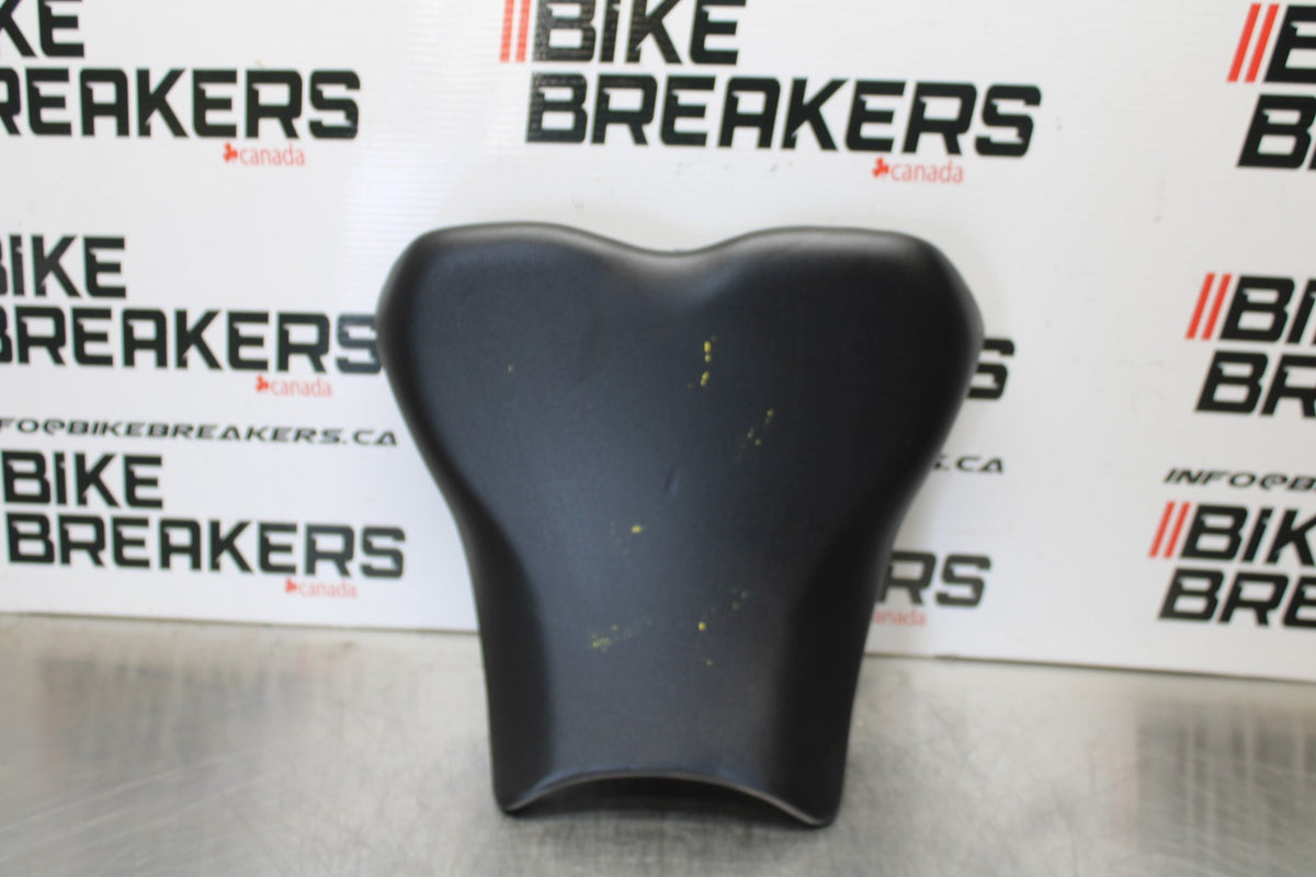 24-25 KAWASAKI NINJA ZX4R FRONT DRIVERS SEAT PAD SADDLE PILLION BB174