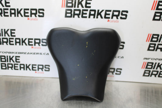 24-25 KAWASAKI NINJA ZX4R FRONT DRIVERS SEAT PAD SADDLE PILLION BB174