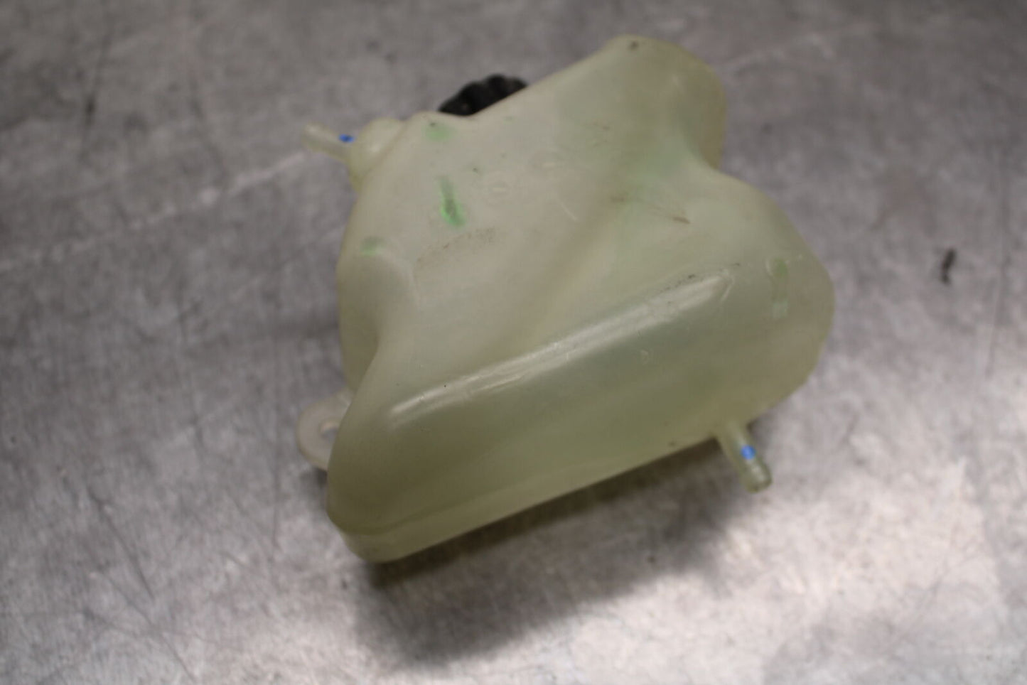 18-24 KAWASAKI NINJA 650 COOLANT WATER TANK RESERVOIR BOTTLE BB725