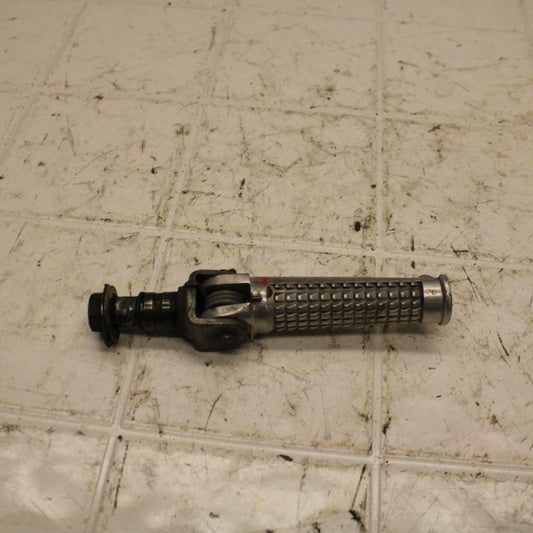 88-89 SUZUKI GSXR750J BB24 LEFT FRONT FOOT REST PEG STEP BB15
