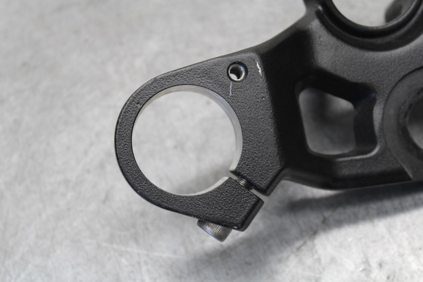 18-23 KAWASAKI NINJA 400 FORKS UPPER TRIPLE TREE CLAMP BB660