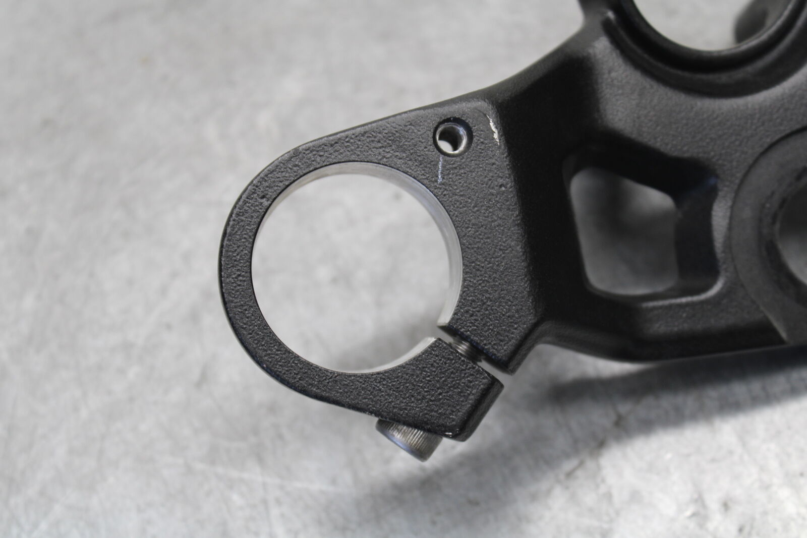 18-23 KAWASAKI NINJA 400 FORKS UPPER TRIPLE TREE CLAMP BB660