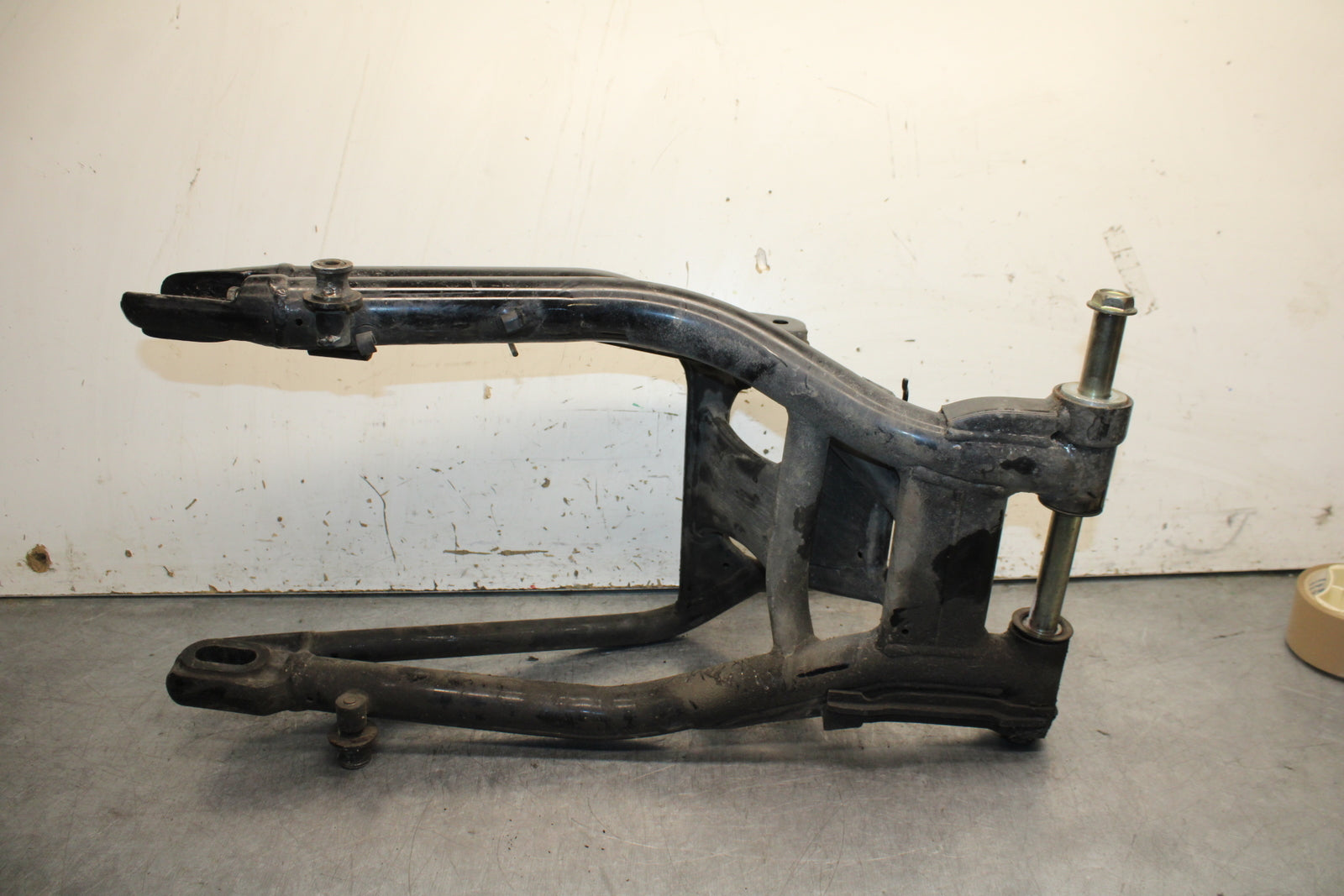 14-15 KAWASAKI NINJA 650 EX650F ABS REAR SWINGARM SUSPENSION SWING ARM BB741