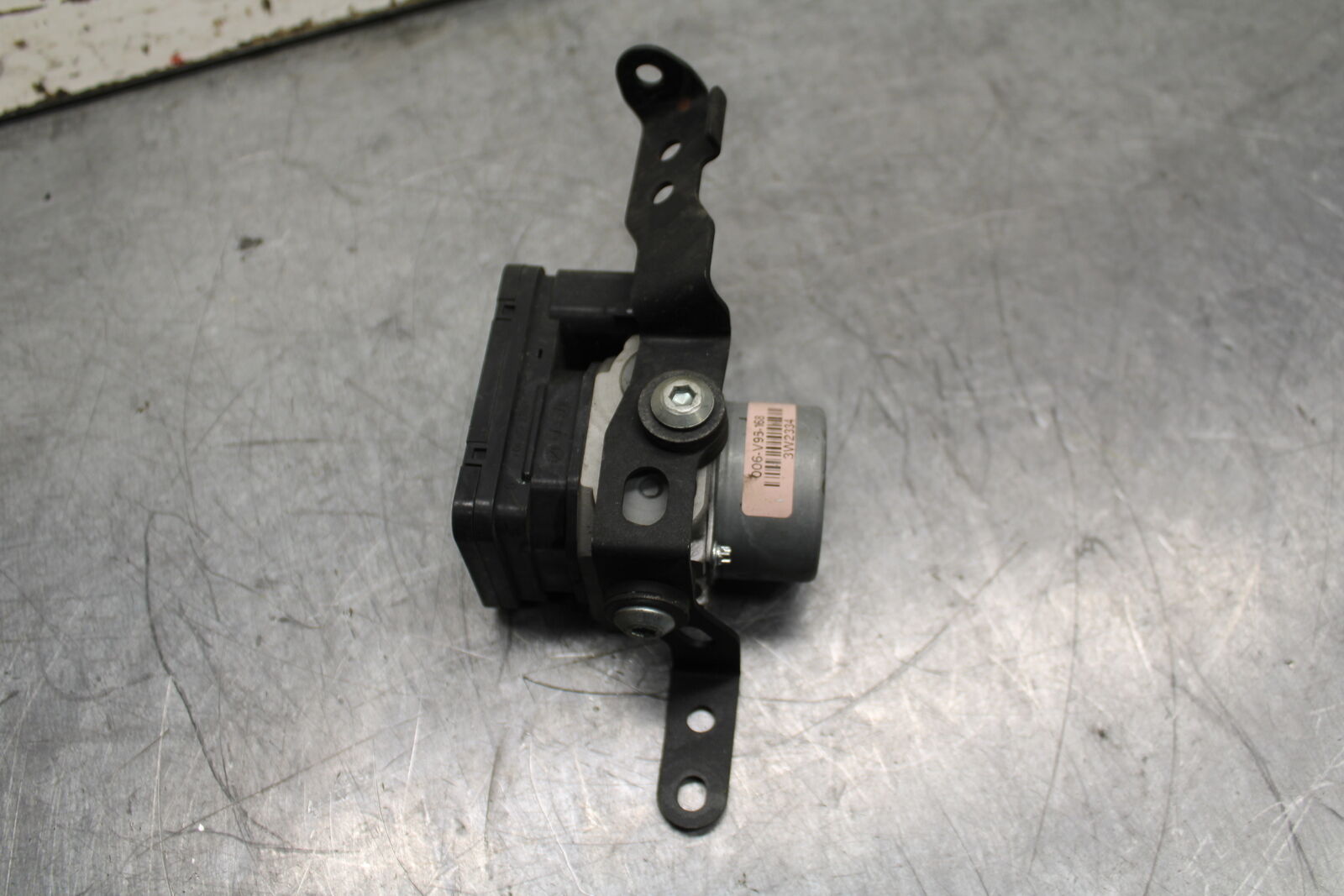 19-22 KAWASAKI Z400 ABS PUMP UNIT MODULE BB738