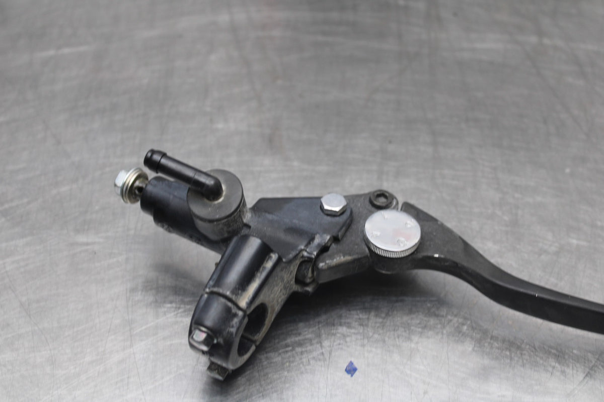 08 SUZUKI SV650 FRONT BRAKE MASTER CYLINDER w/ LEVER BB846