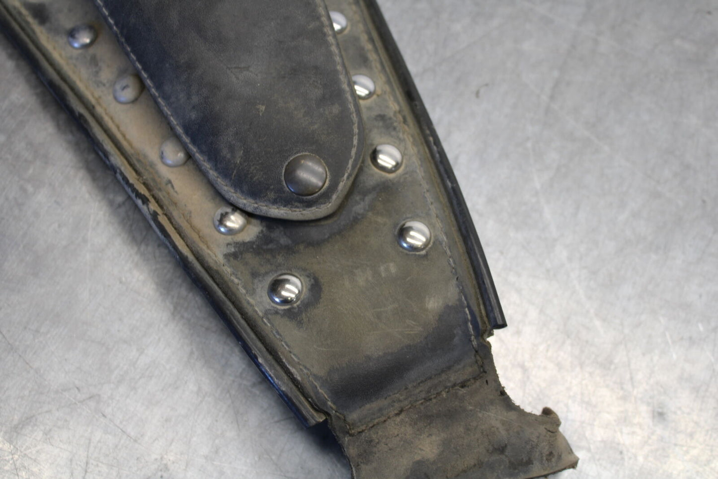 02-04 HONDA VTX1800S GAS TANK FUEL CELL BELT BB712